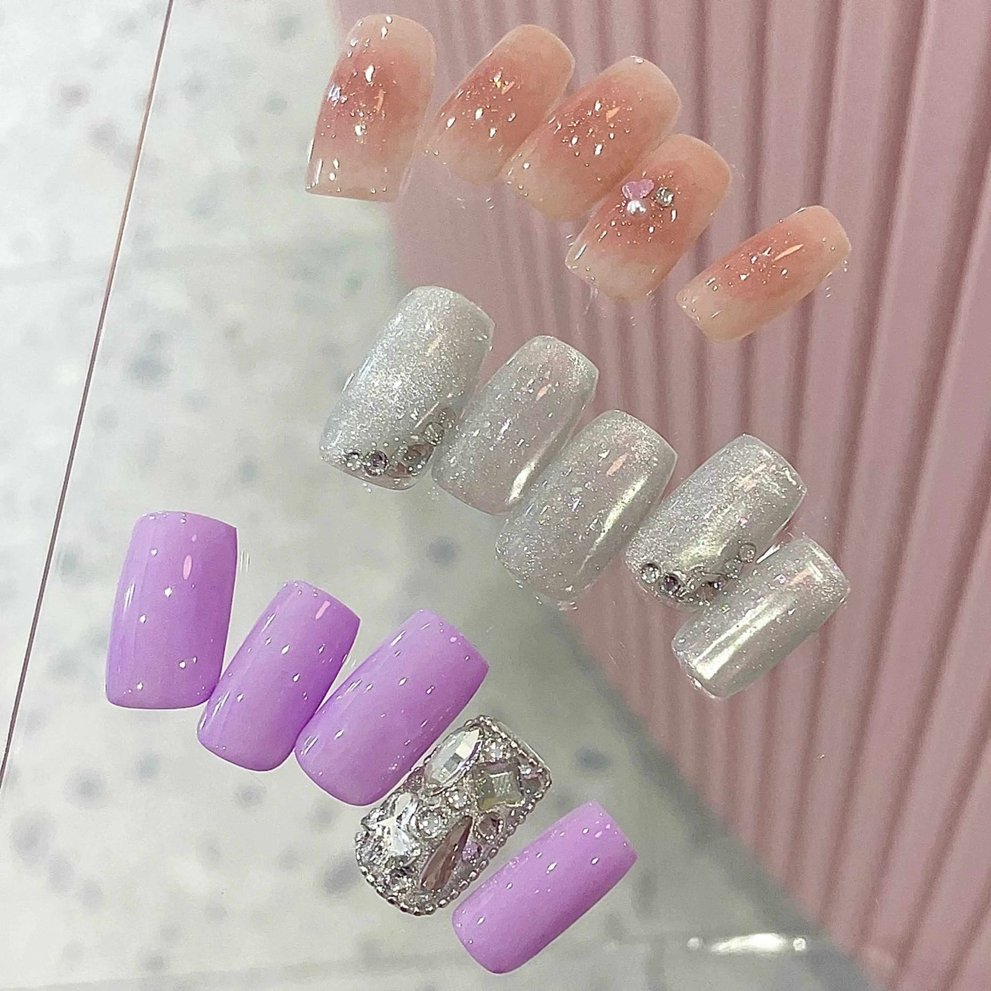 【初回オフ無料】トレンド/シンプル定額デザインの写真