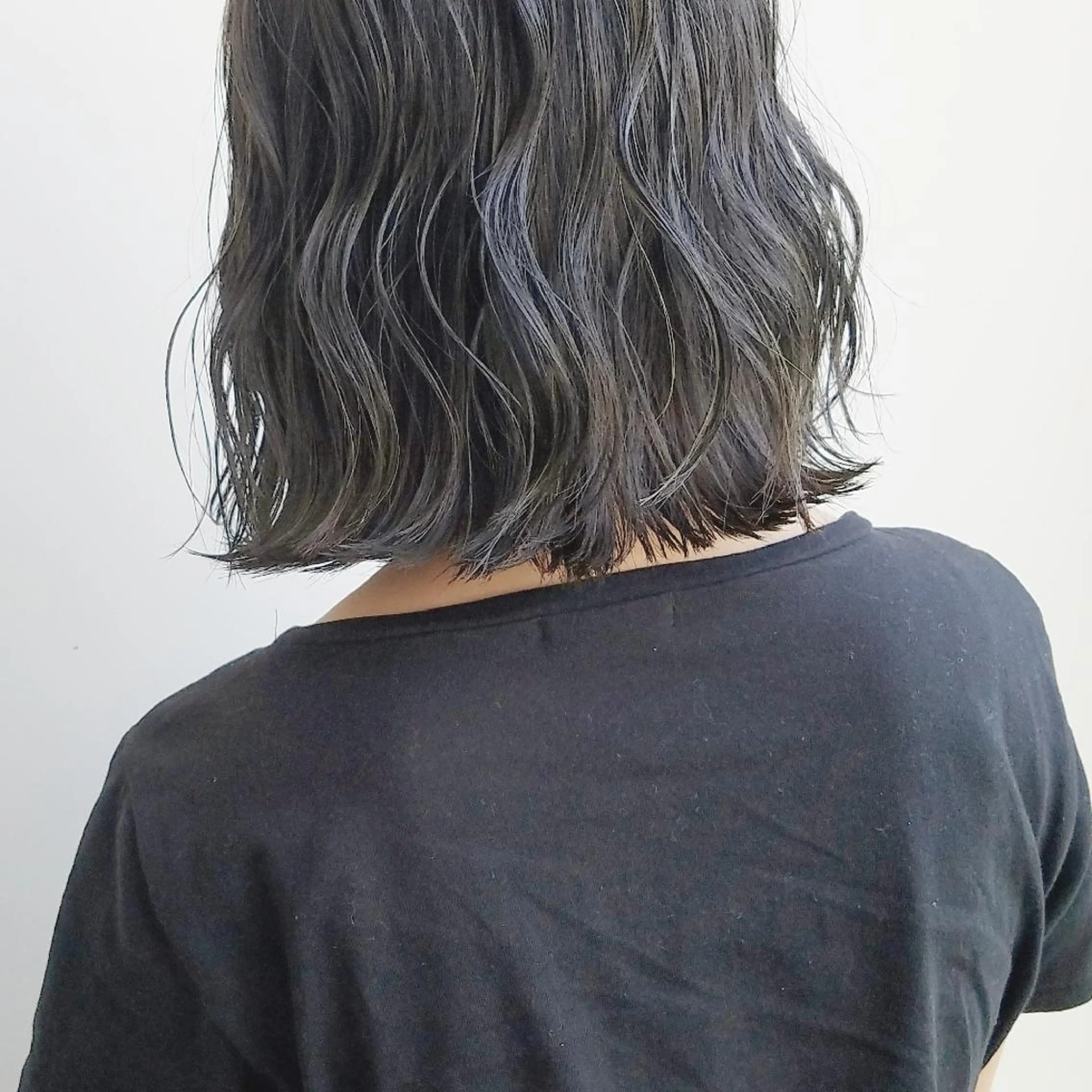 ミディアム カラー 透明感カラー iplus まつげ、眉毛、耳つぼのマツエク・マツパデザイン