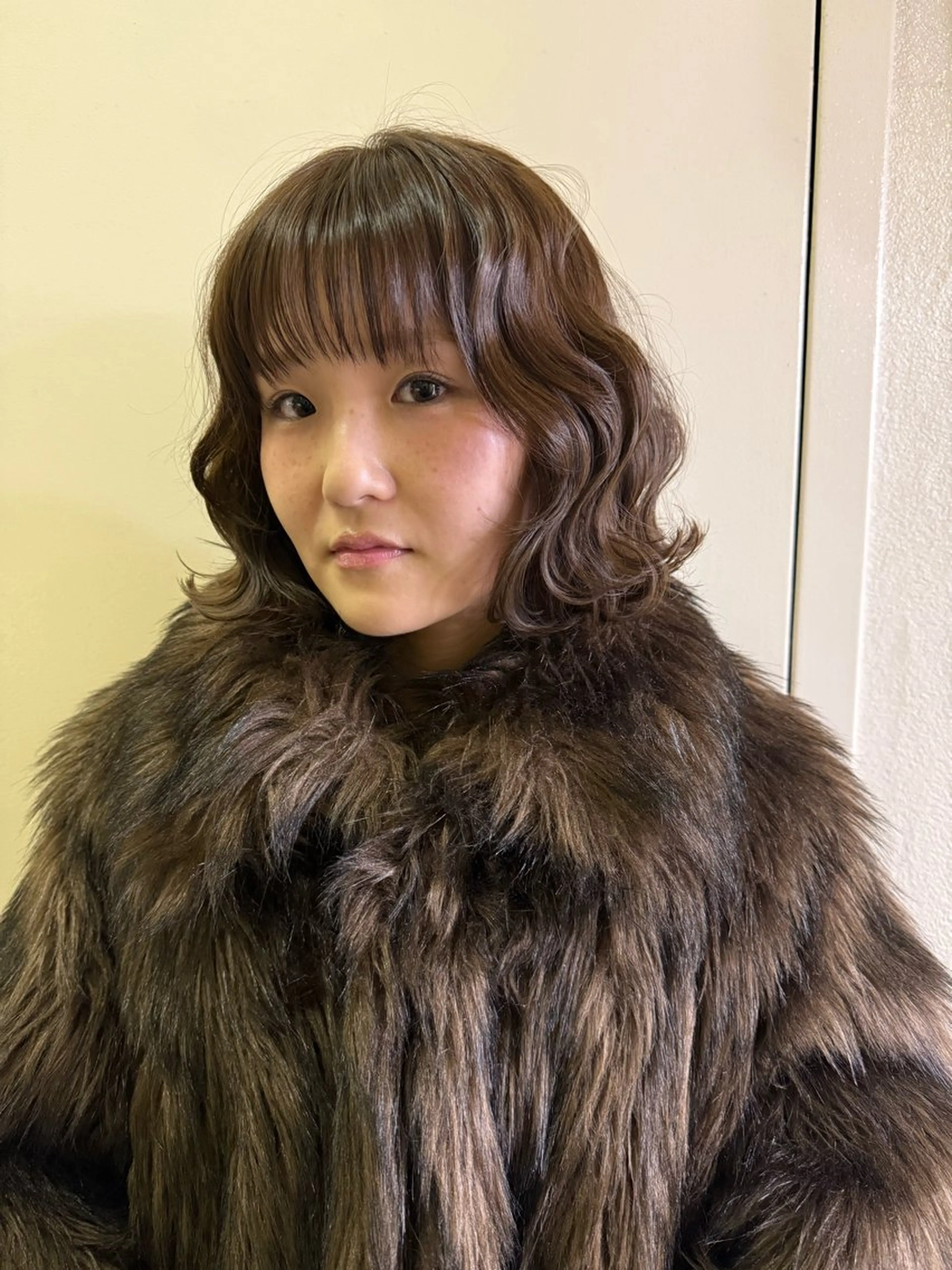 カラー ヘアカラー 寺崎 由衣のヘアスタイル