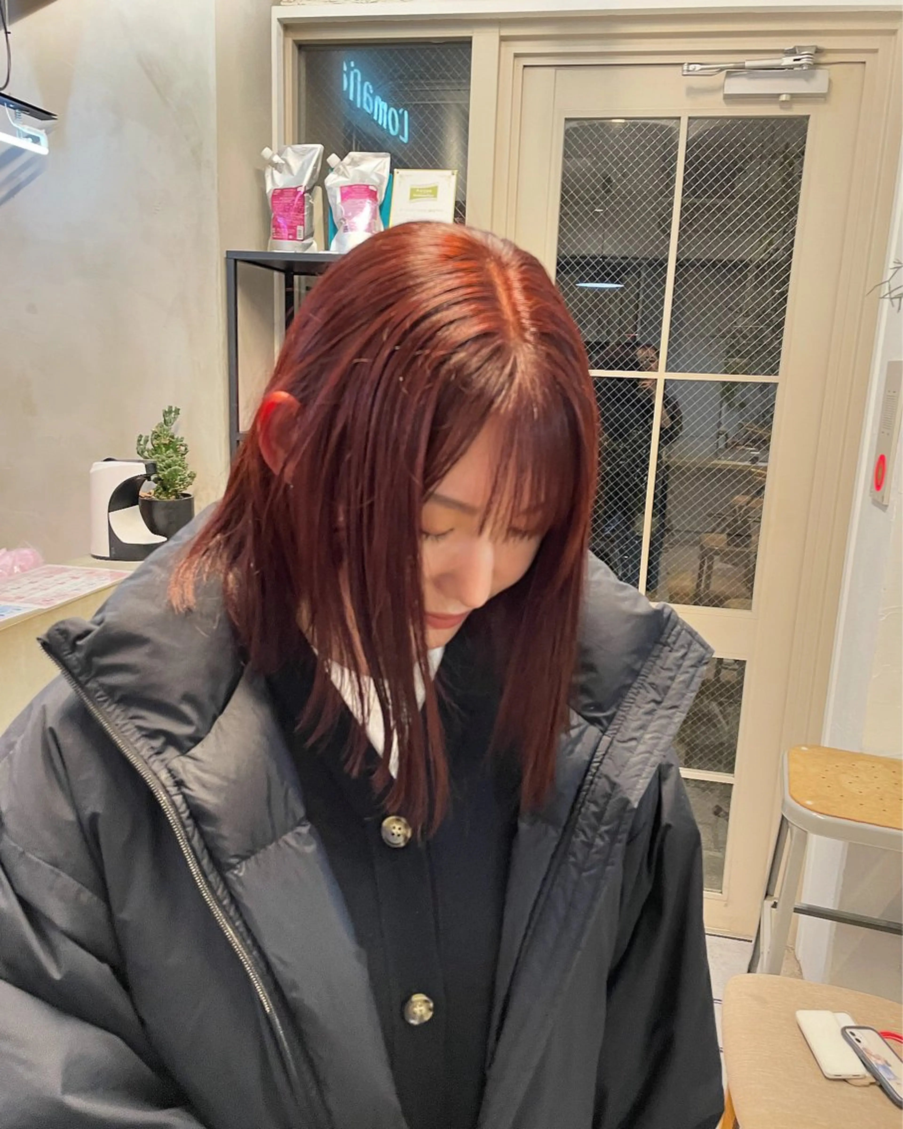 ミディアム カラー ミルクティー× グレージュMOMOのヘアスタイル