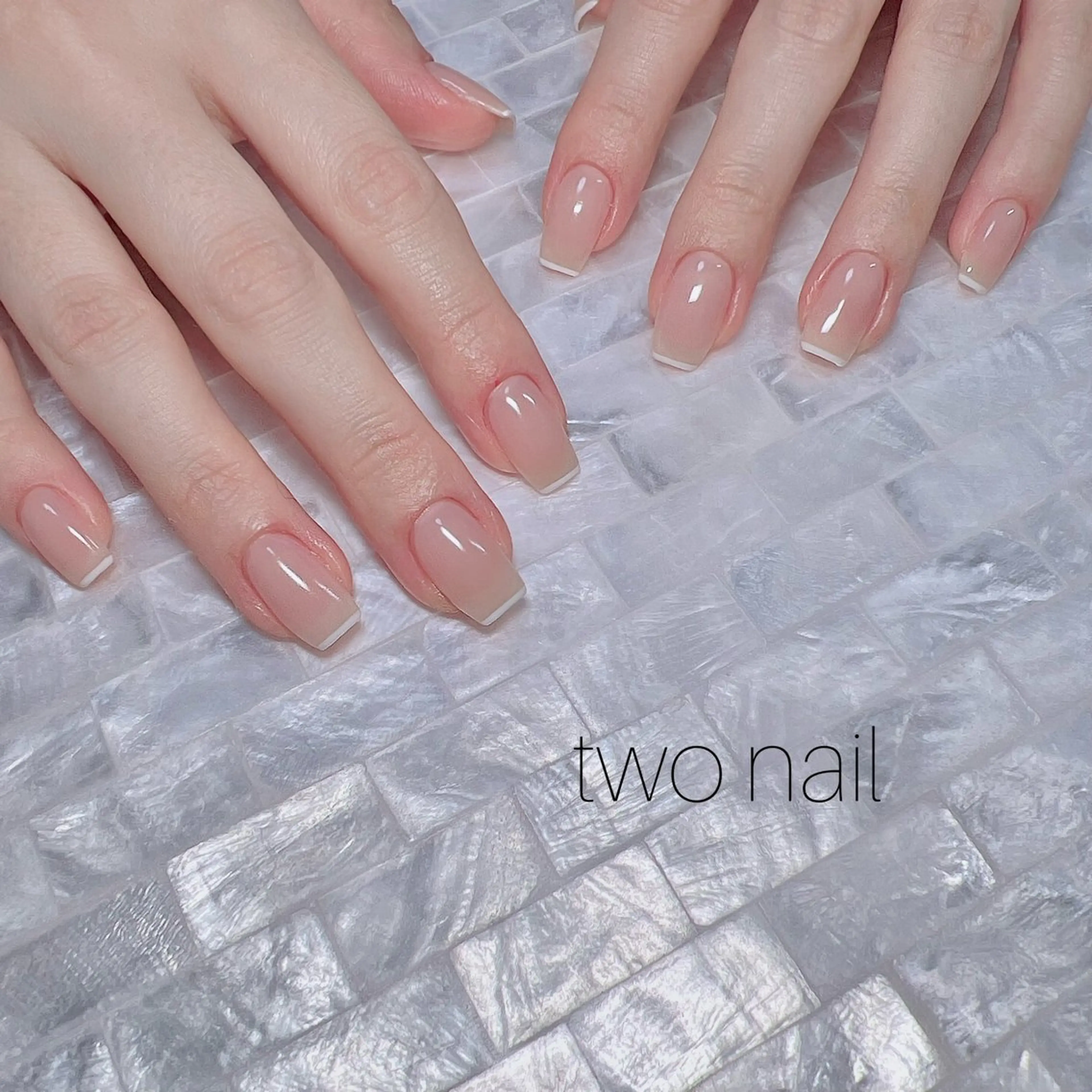 ネイル アートネイル ネイルチップ ホワイト ハンドネイル two nailのネイルデザイン