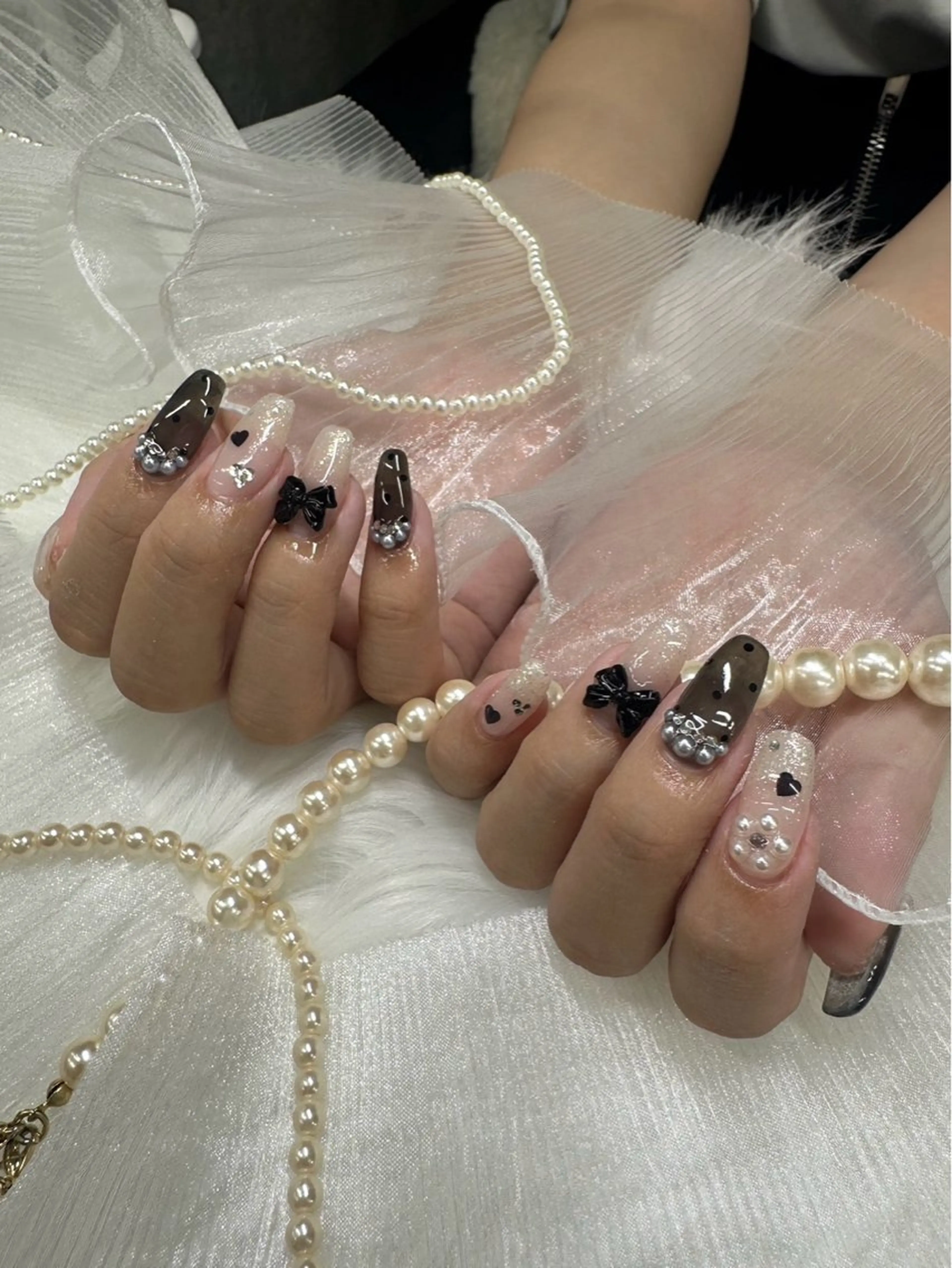 ネイル PEEKABOO京橋 EYE&NAILのマツエク・マツパデザイン