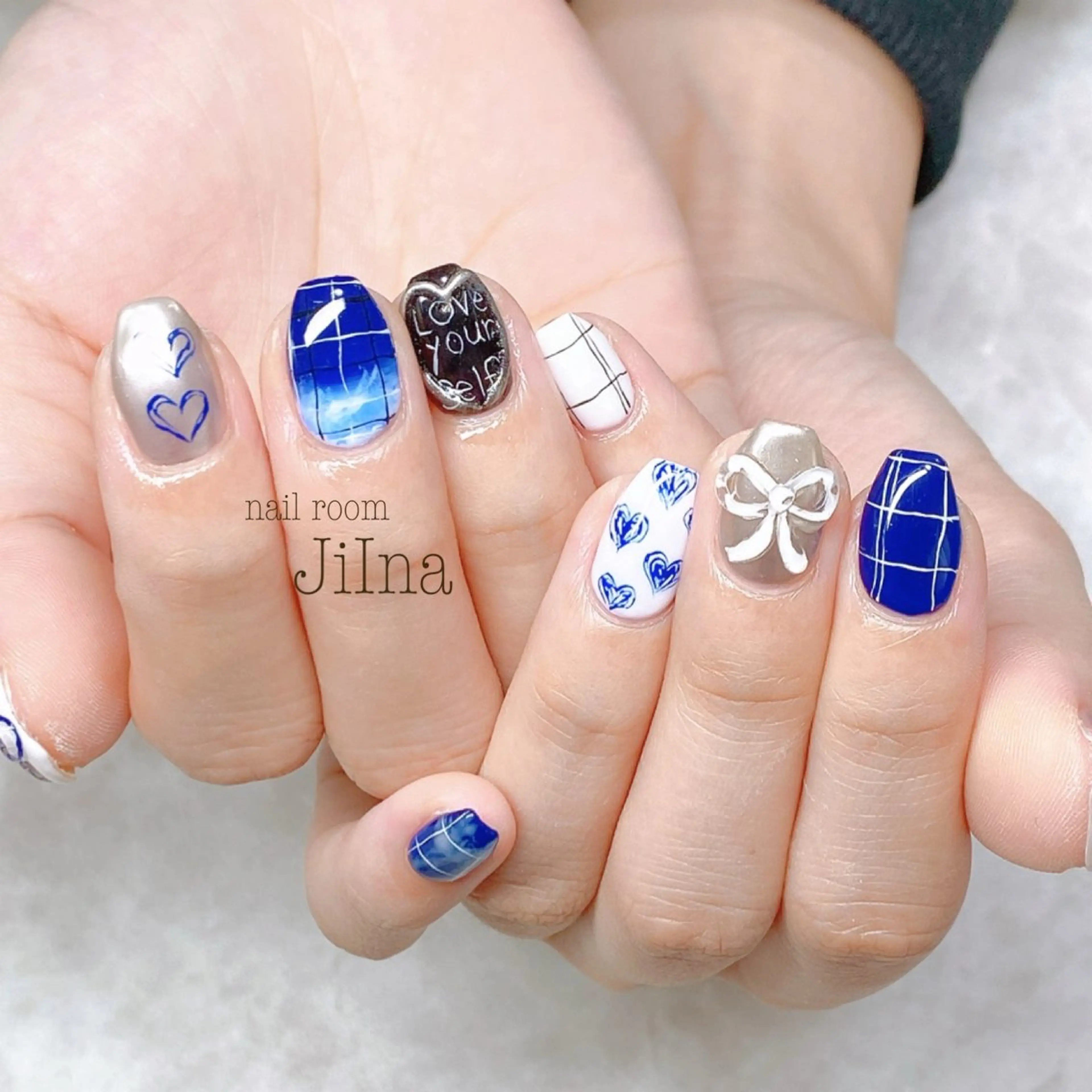 ネイル 持ち込み JiIna nailのネイルデザイン