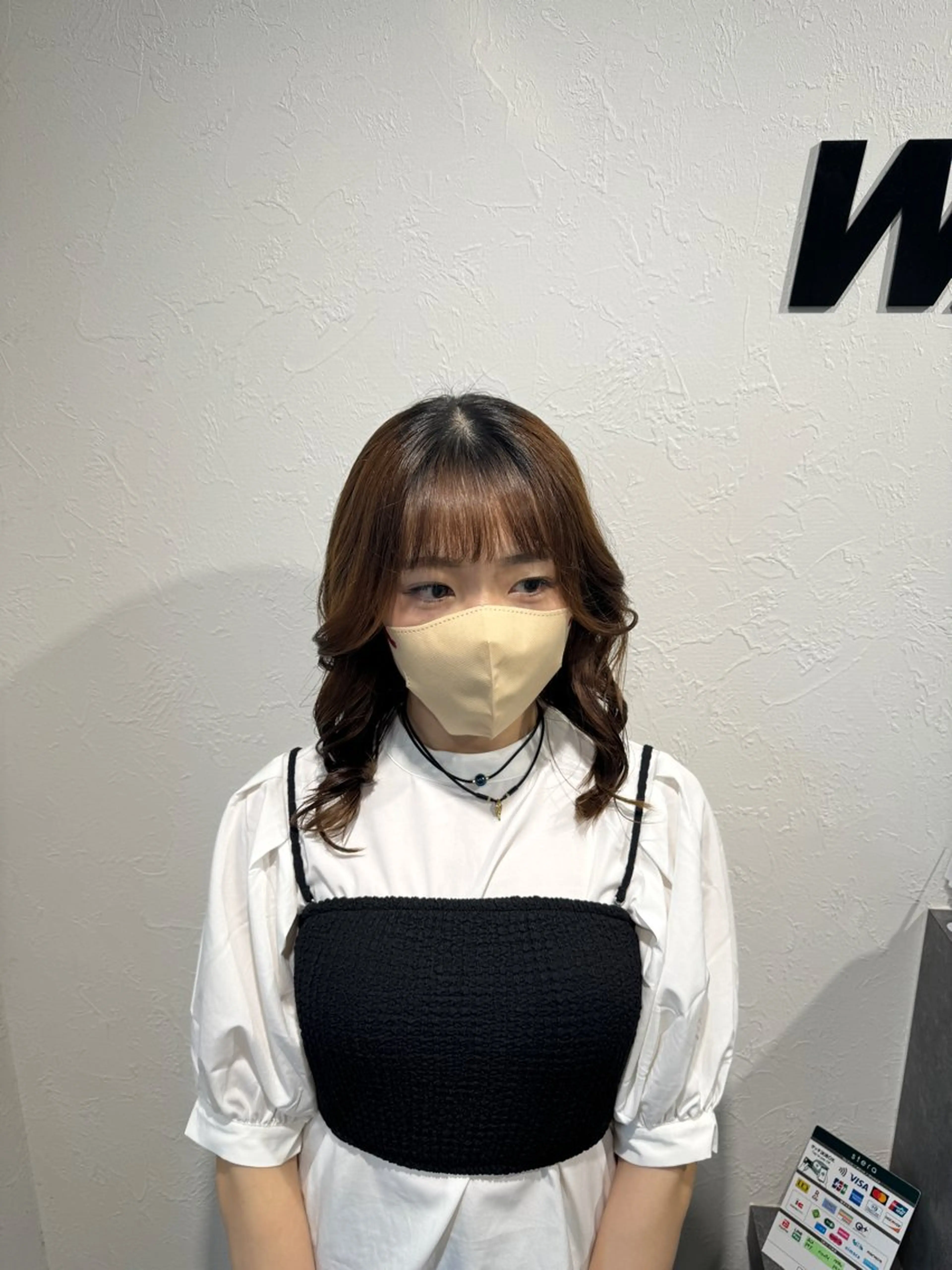 セミロング ハイトーン/レイヤー /艶カラー🎀のヘアスタイル