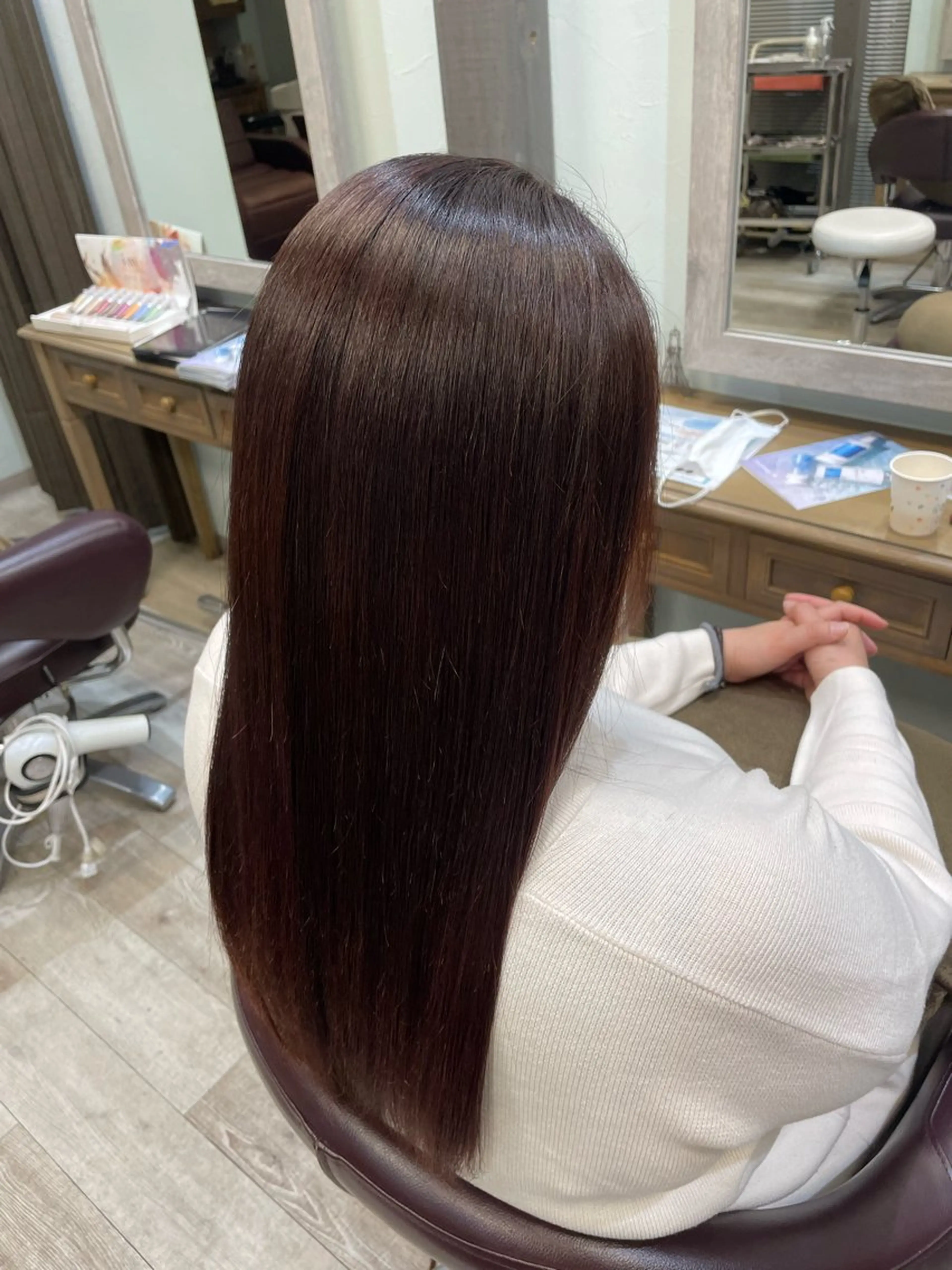 ロング 疋田 有莉のヘアスタイル