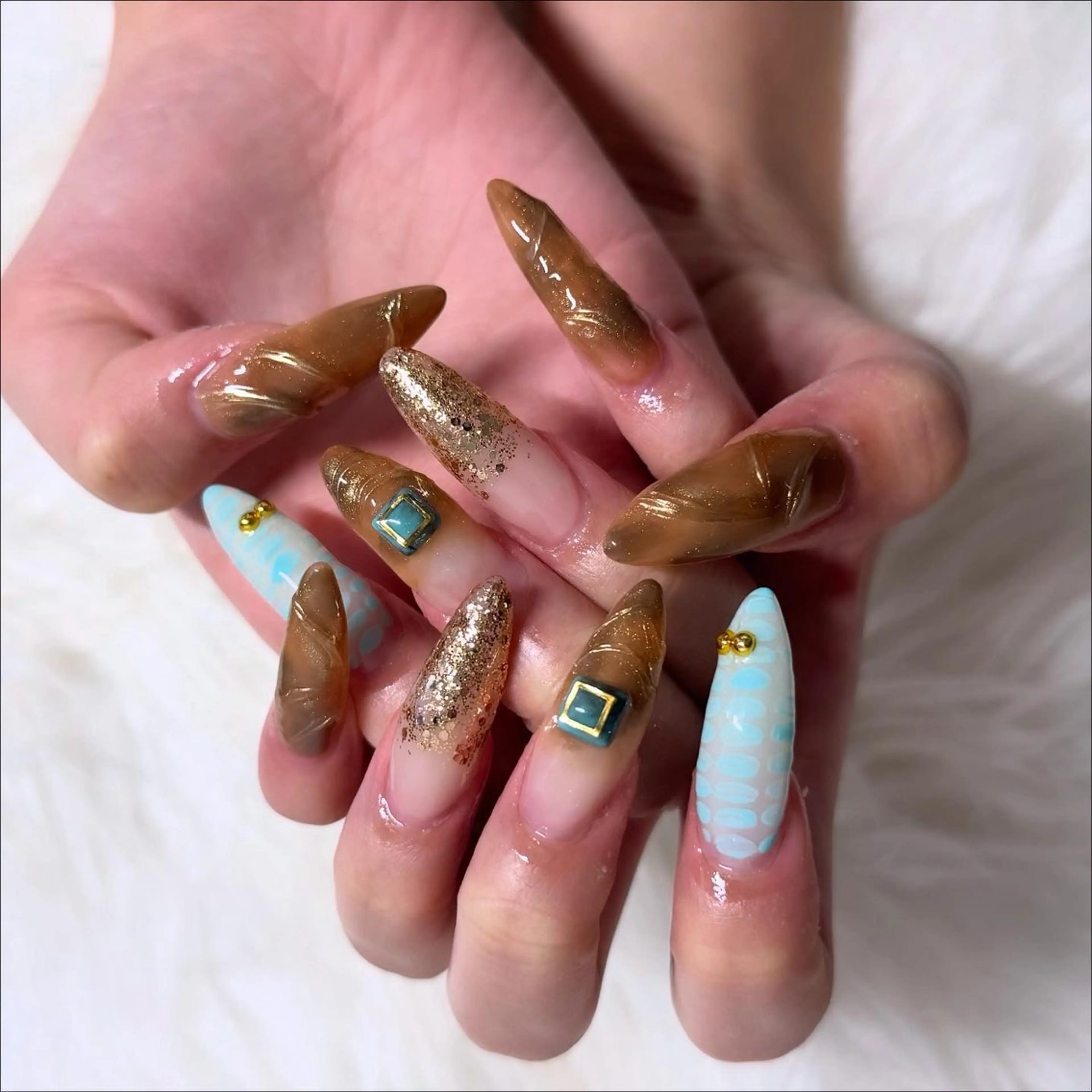 ロング ハンドネイル mao .のネイルデザイン