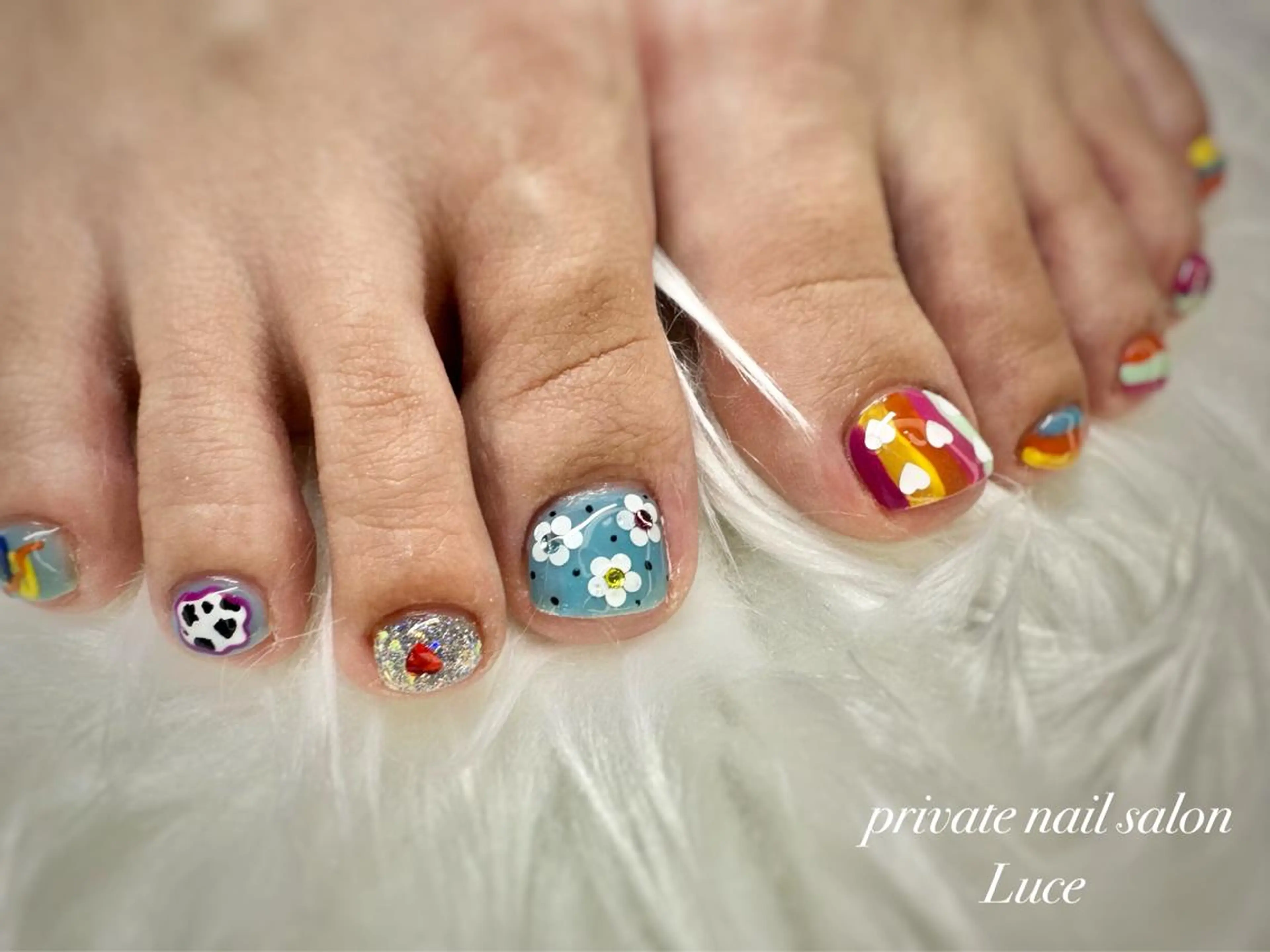 ネイル フットネイル nailsalon Luce🕊️のネイルデザイン