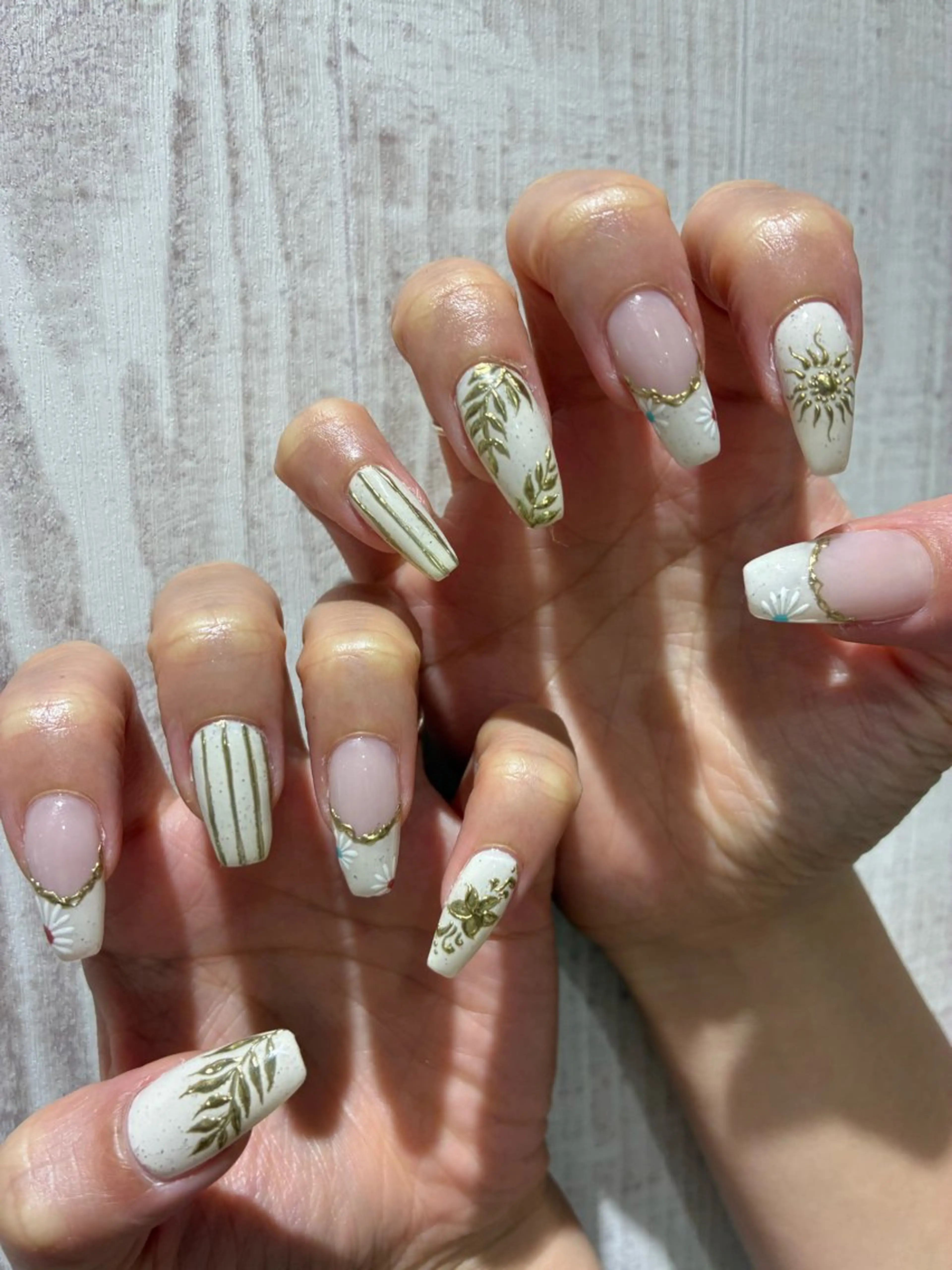 ネイル ハンドネイル 13日3980円‼️ マグもデザインも◎のネイルデザイン