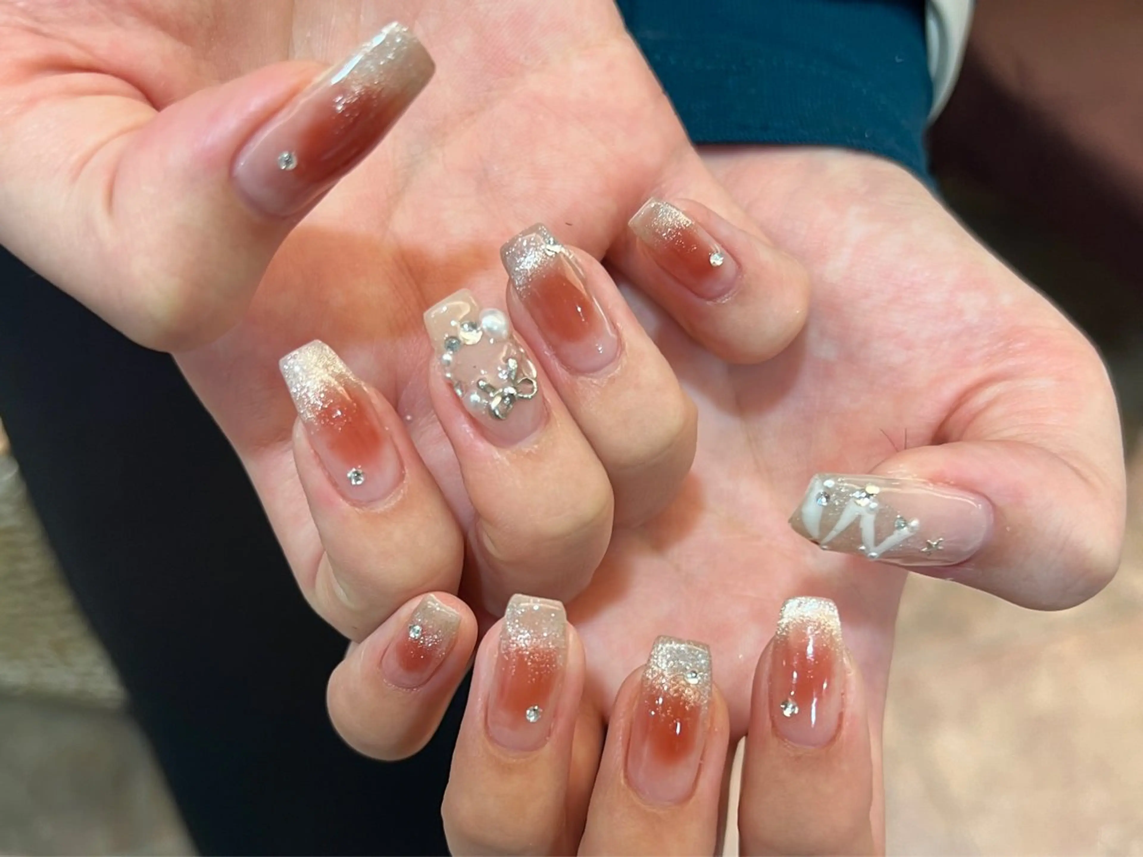 ネイル ハンドネイル 河野 弥月のネイルデザイン