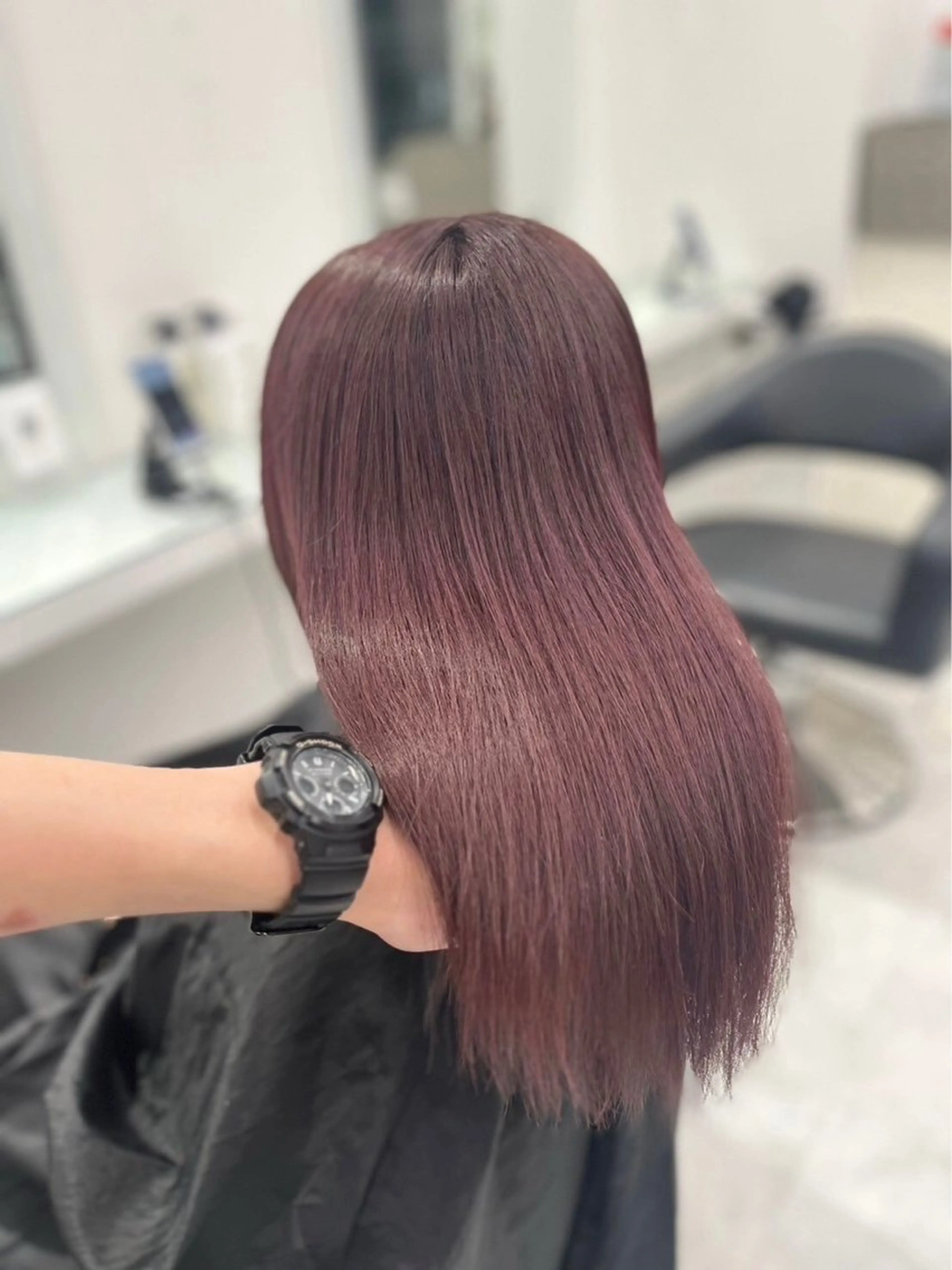 ロング カラー ヘアアレンジ 赤み消しブラウン プロ🐿けんご🐿のヘアスタイル