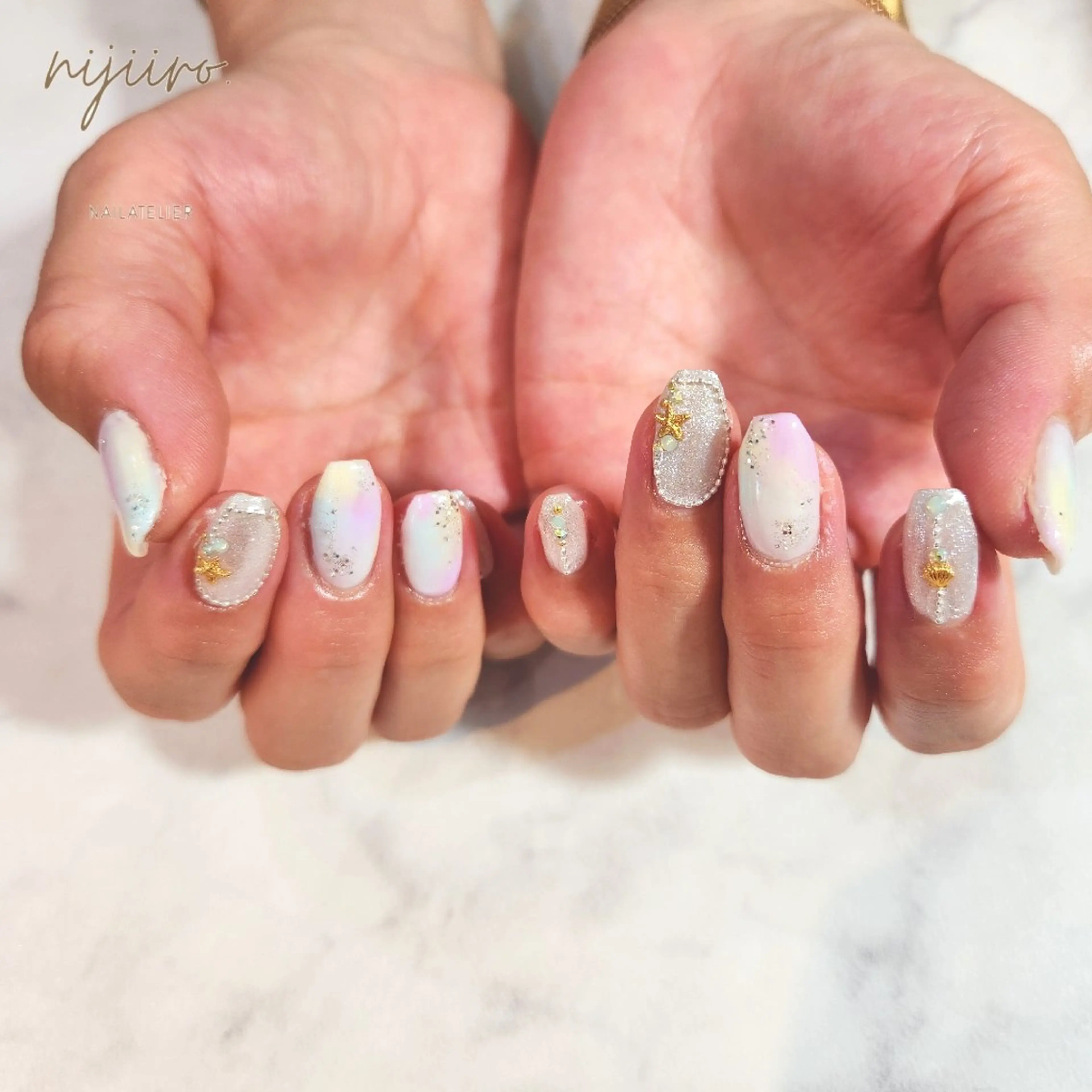 ネイル ハンドネイル nailatelier nijiiro.所属・nijiiro🌈 サトウのネイルデザイン