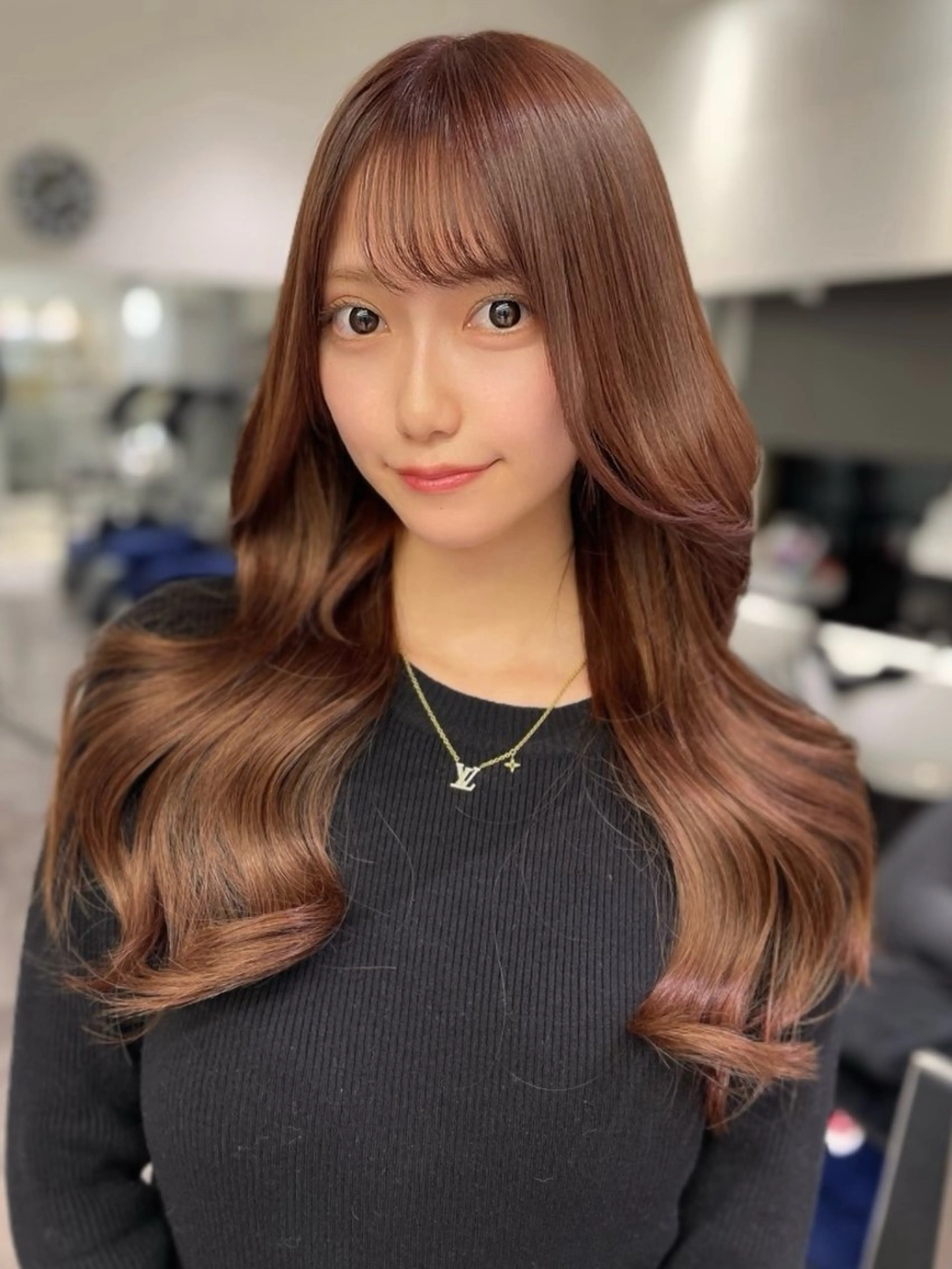 ロング カラー シールエクステ エクステ 韓国風ヘア ワンホンヘア ヘアカラー エクステ ヘアサロンelyts 表参道店のヘアスタイル