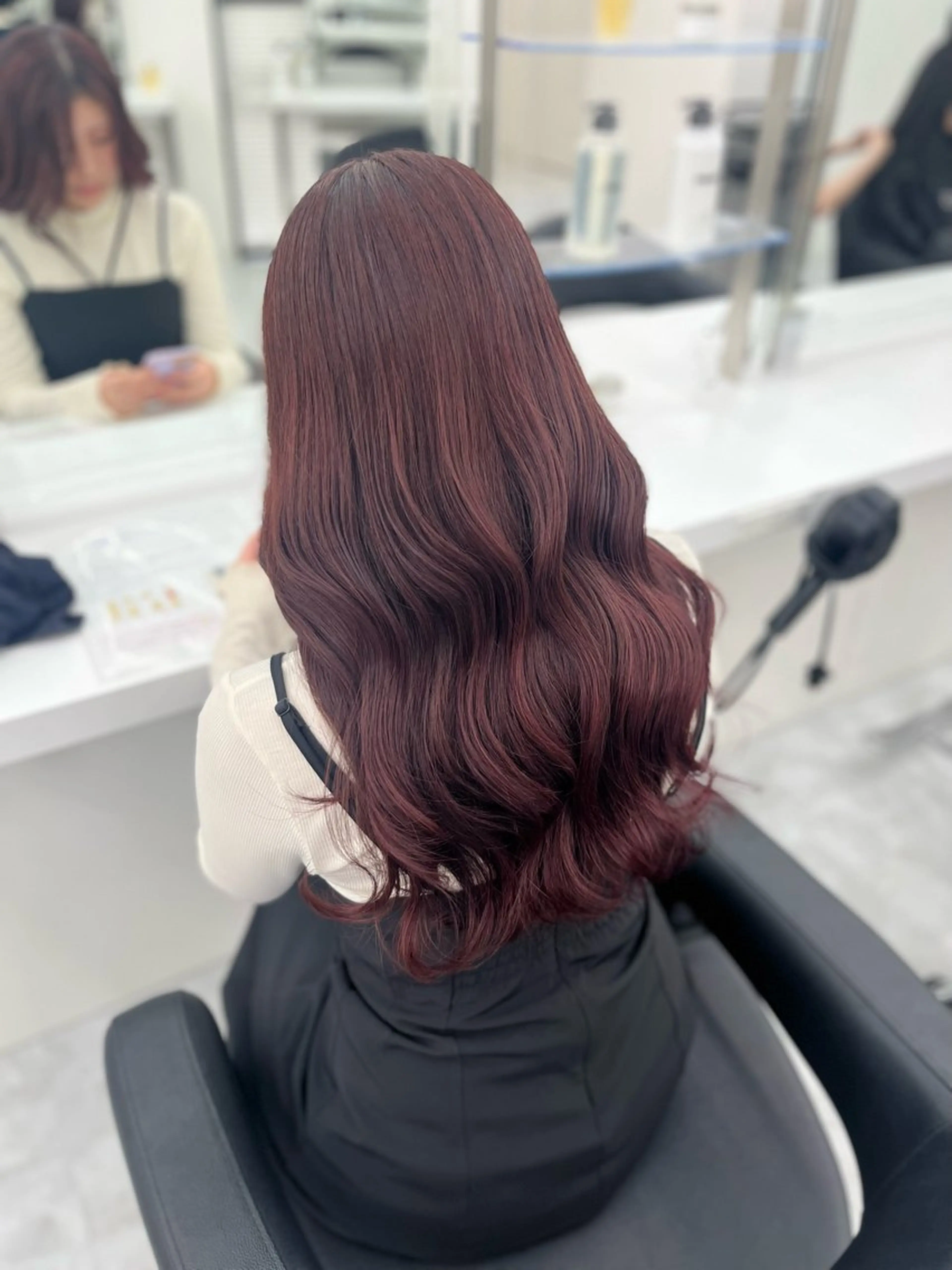 ロング カラー ヘアアレンジ 艶髪ハイトーン🫧 Kurehaのヘアスタイル