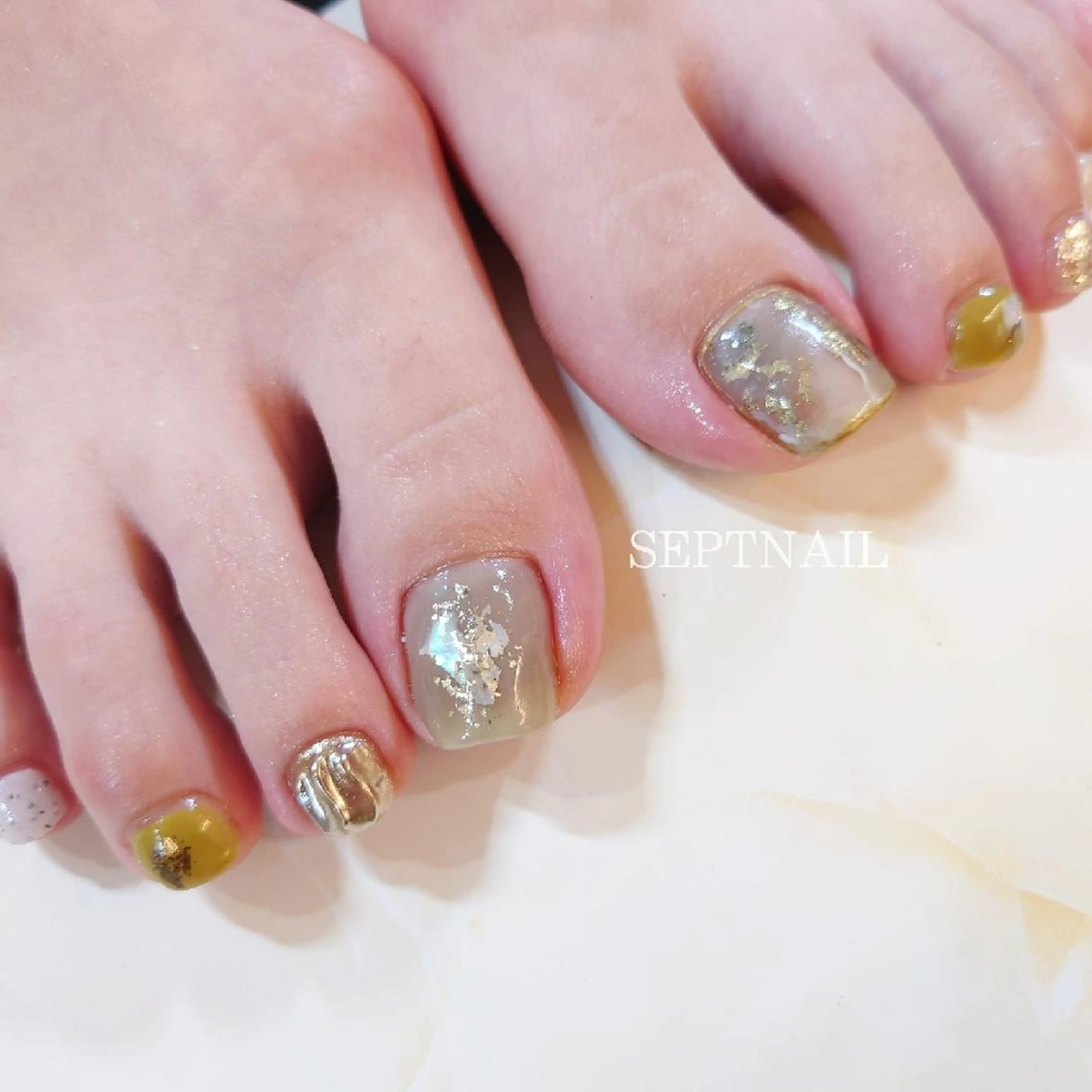 ネイル ニュアンスネイル SEPTNAIL 中澤のネイルデザイン