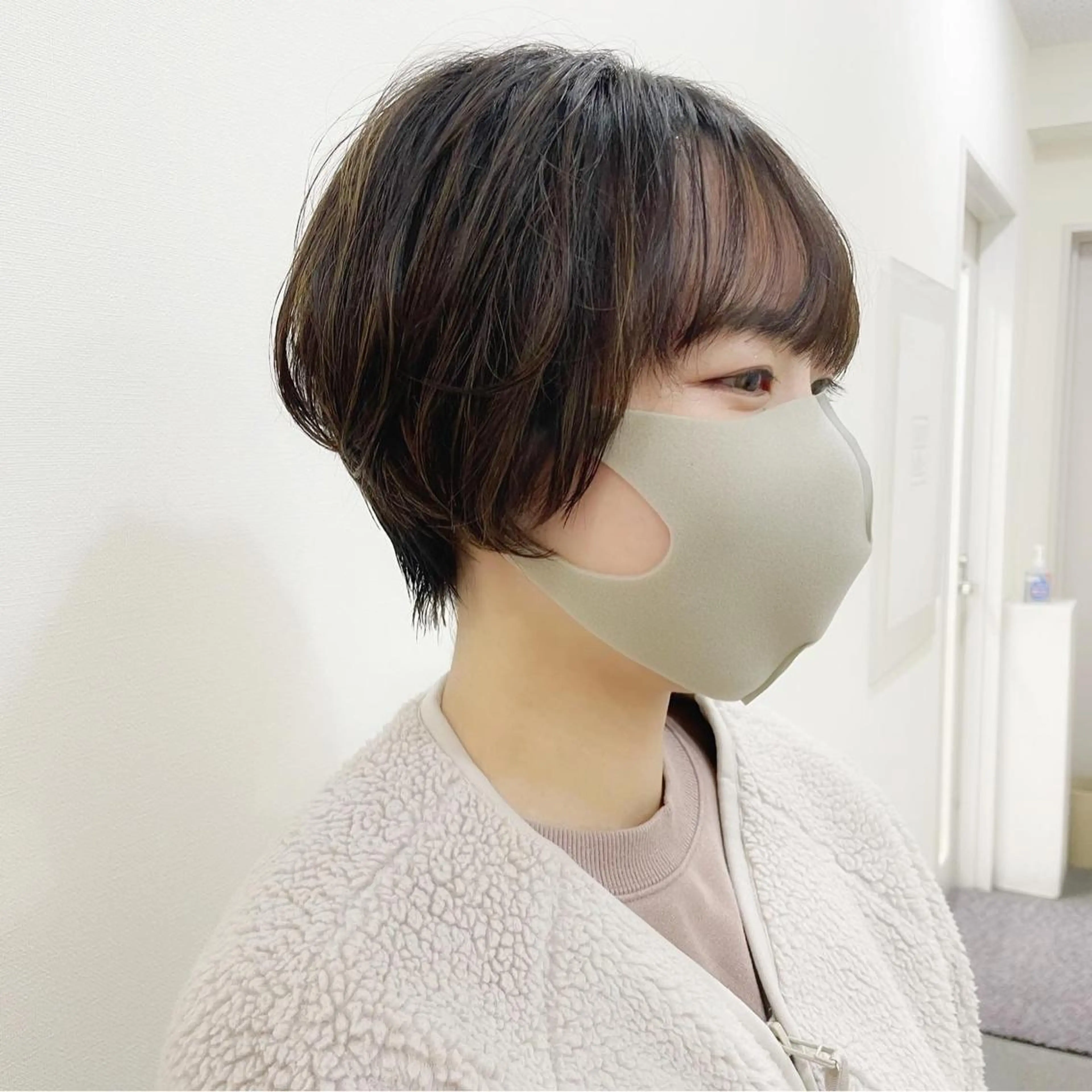 ショート カラー ショートボブ ハンサムショート ブリーチ ブリーチなしカラー ボブ カット ヘアカラー newline銀座所属・銀座ショート/ 大人ショート/金子涼のヘアスタイル