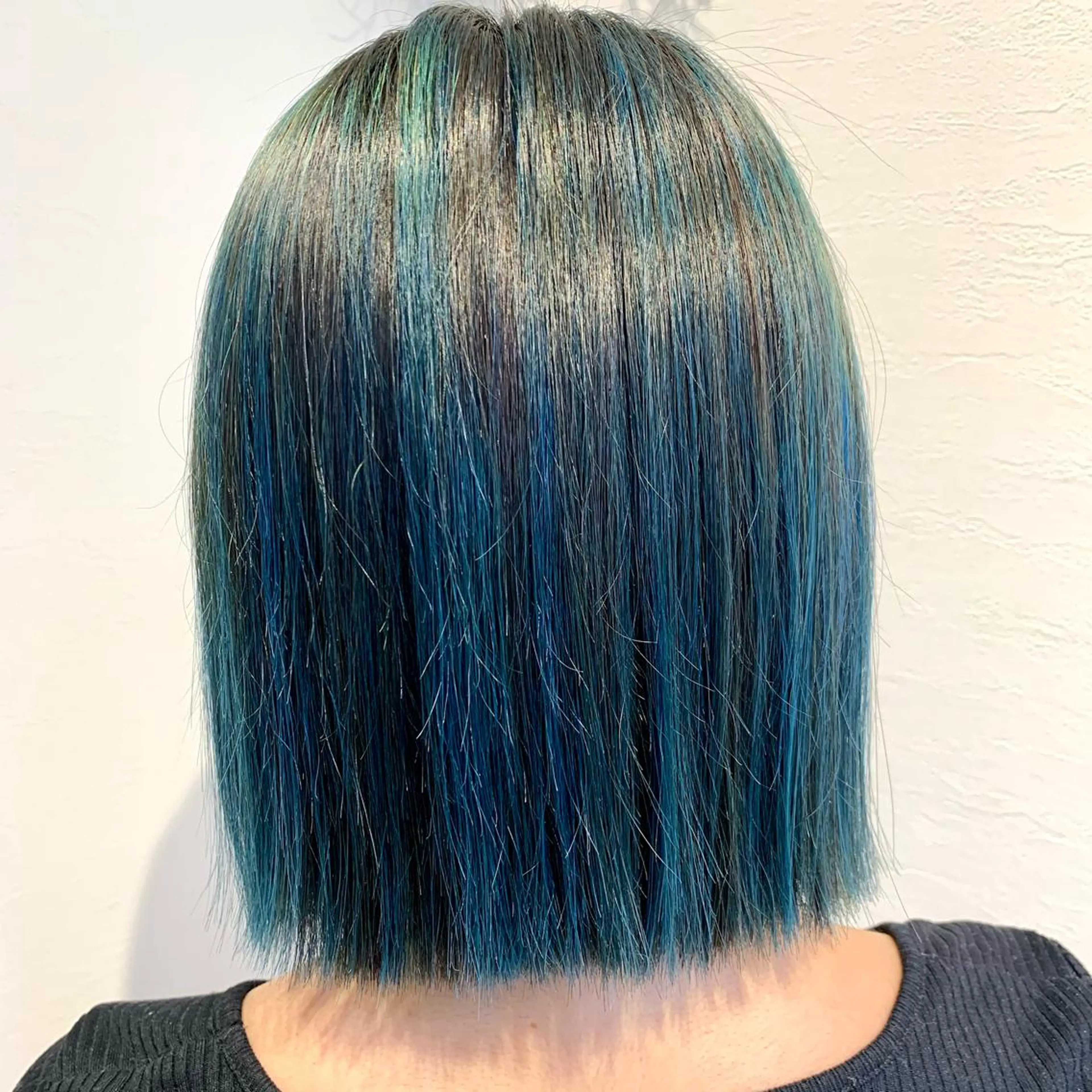 ミディアム カラー ブルーカラー ハイライトカラー ハイライト ショート×カラー 🦊堀米早紀【荻窪】のヘアスタイル