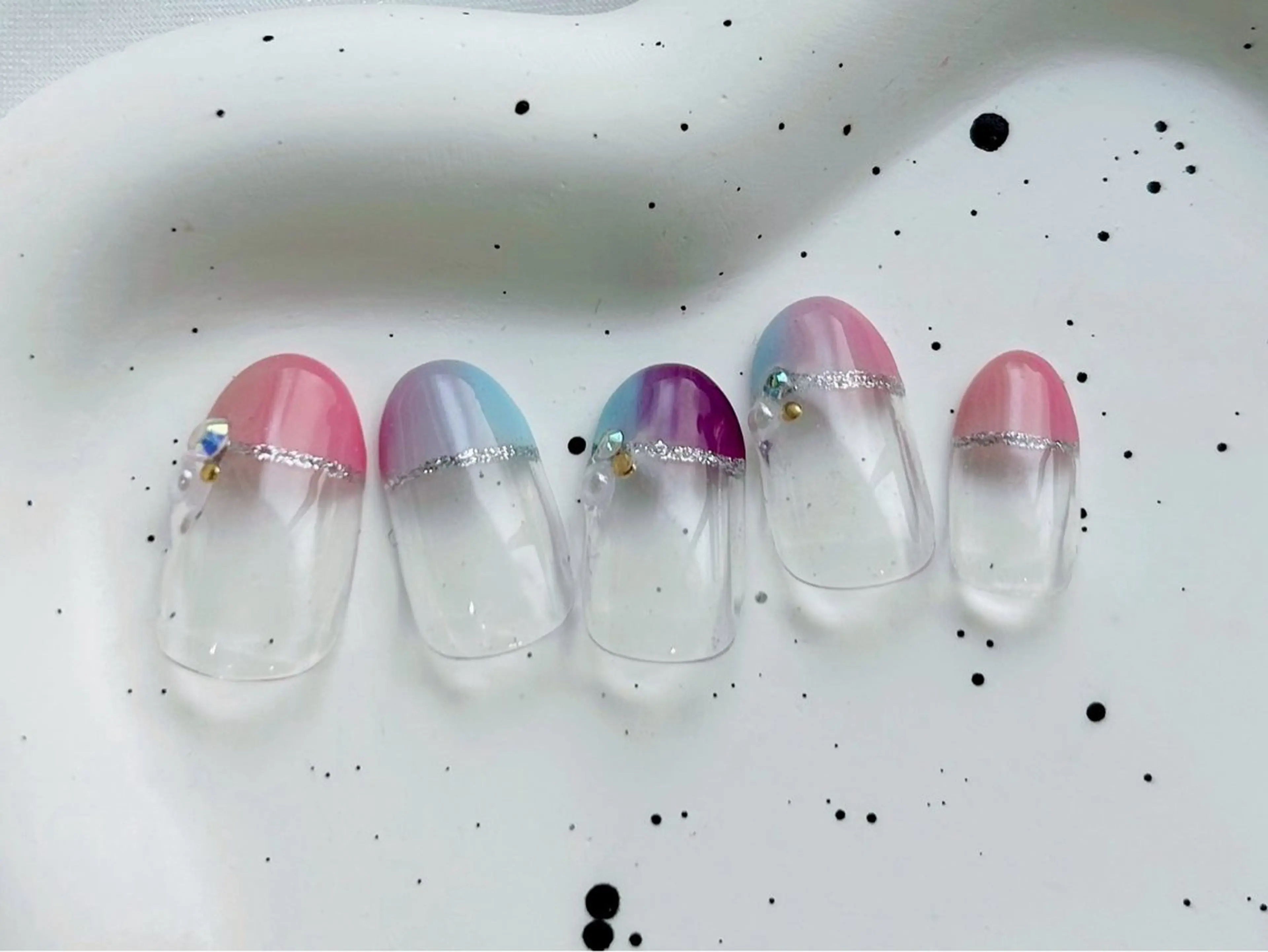 ネイル ハンドネイル アイ.ネイリスト りこの眉毛・アイブロウイメージ