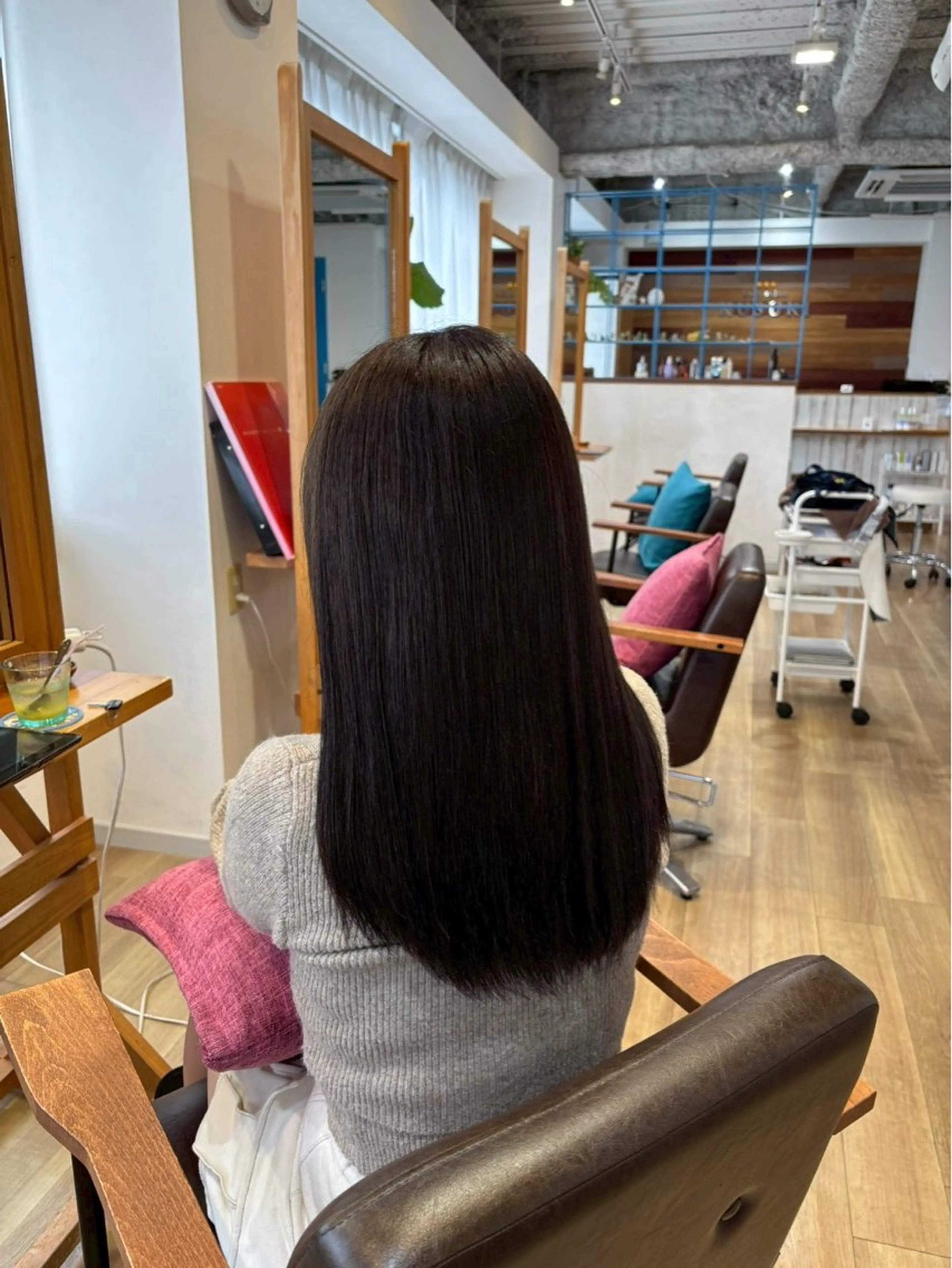 セミロング カラー ベージュカラー カット ヘアカラー トリートメント RINNO🌷艶髪/ 艶カラーのヘアスタイル