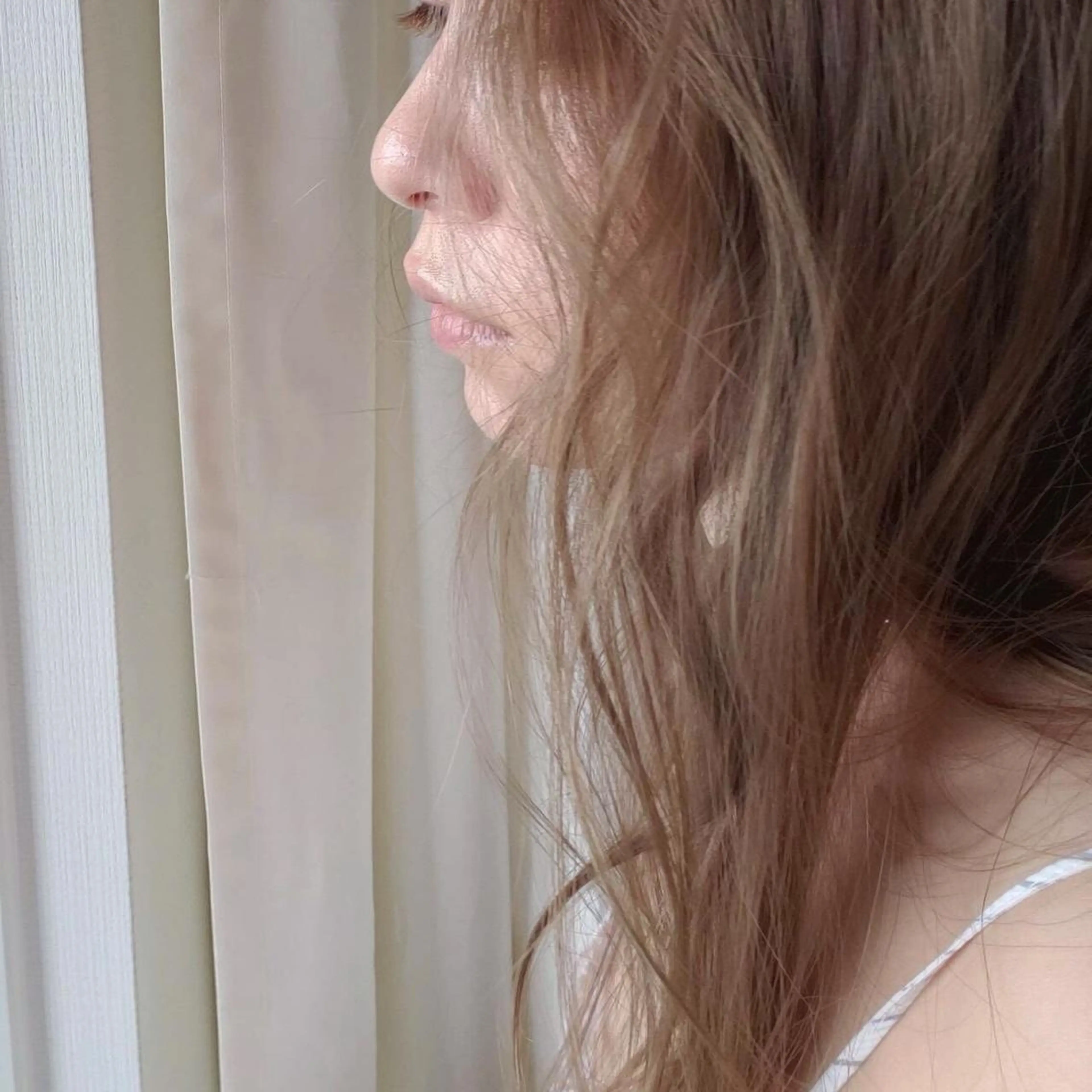 ロング カラー ベージュカラー ハイトーンカラー ハイトーンベージュ luve heart's And Be  minamisemba所属・脇坂 佳世の眉毛・アイブロウイメージ