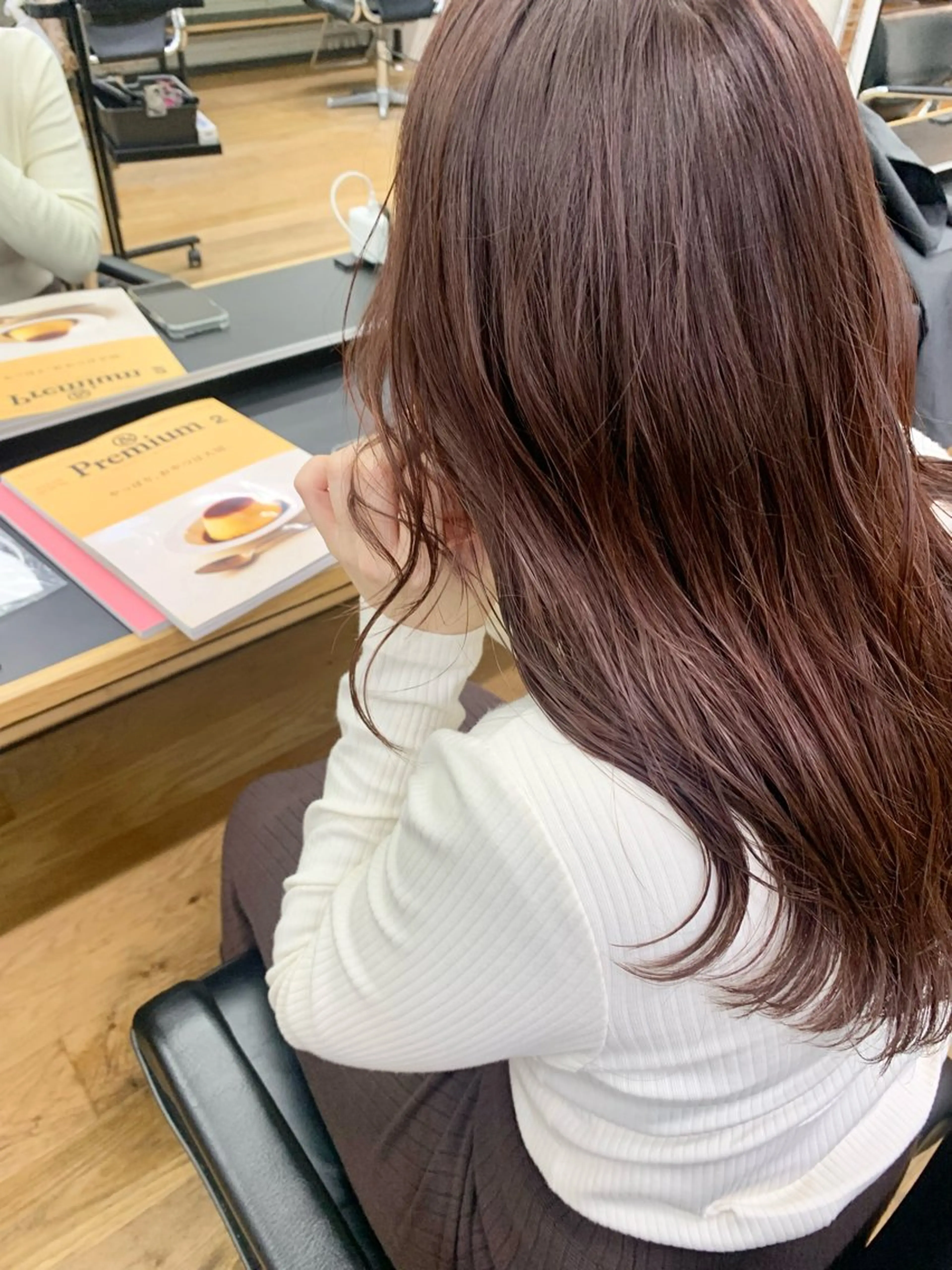 セミロング ヘアカラー トリートメント 🟠髪質改善縮毛矯正 YUTO🟠のヘアスタイル