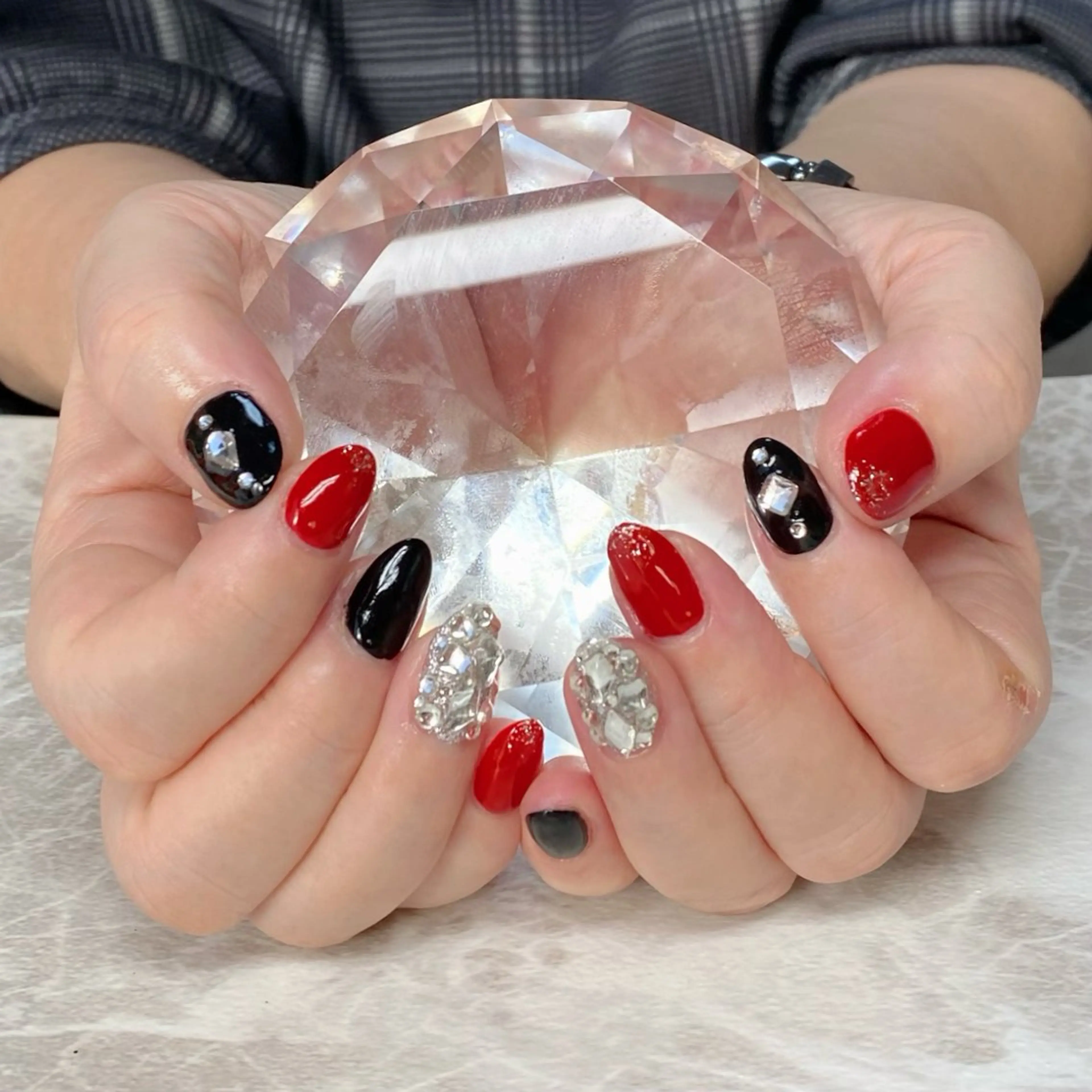 ネイル ハンドネイル ゆぴねいる所属・ゆぴねいる yupinailのネイルデザイン