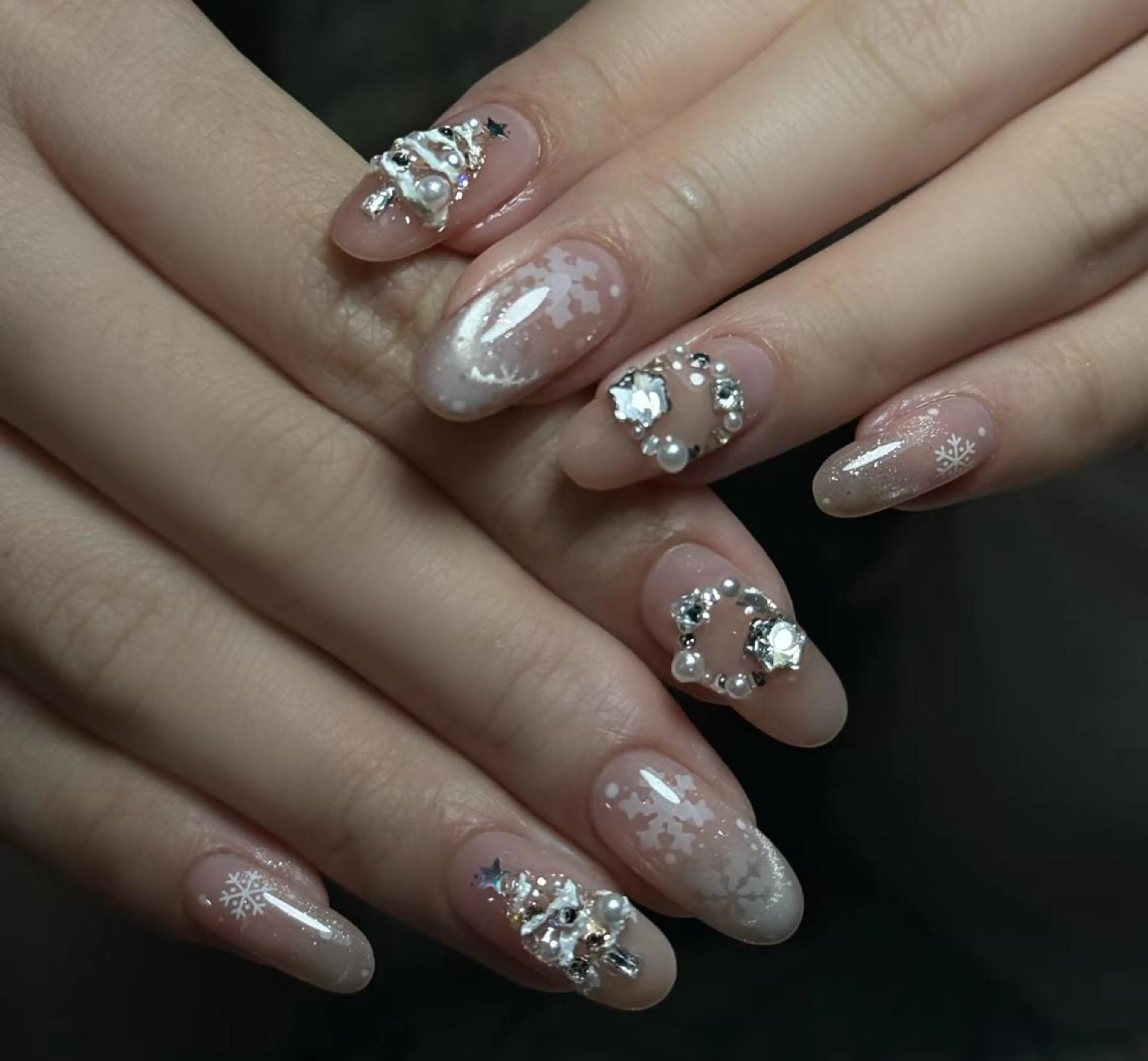 ネイル ハンドネイル ル ルのネイルデザイン