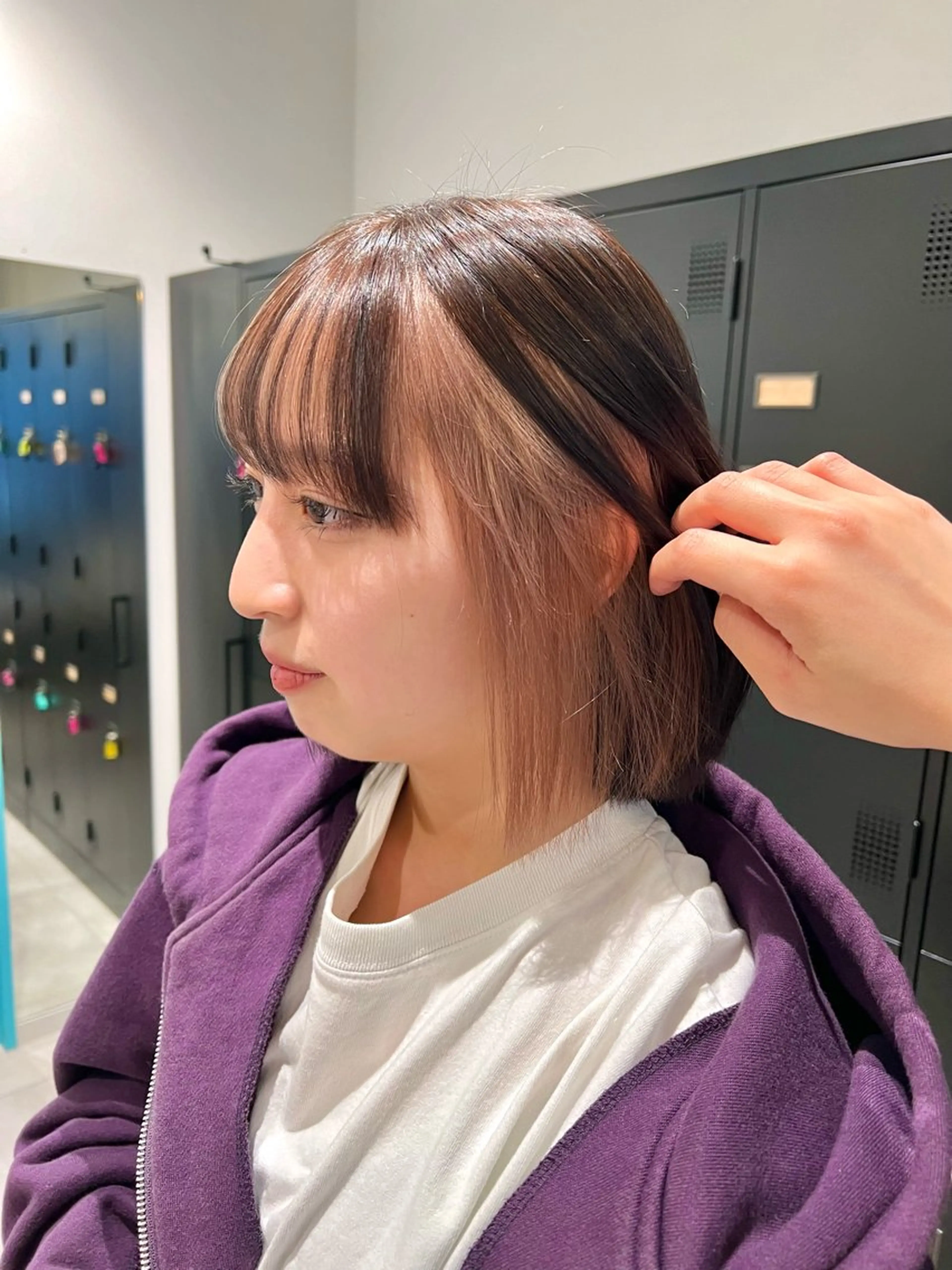 ショート カラー ミストバング ベージュカラー  フェイスフレーミング ヘアカラー トリートメント 🌞レイヤー×カラー 前川那津美🌞のヘアスタイル