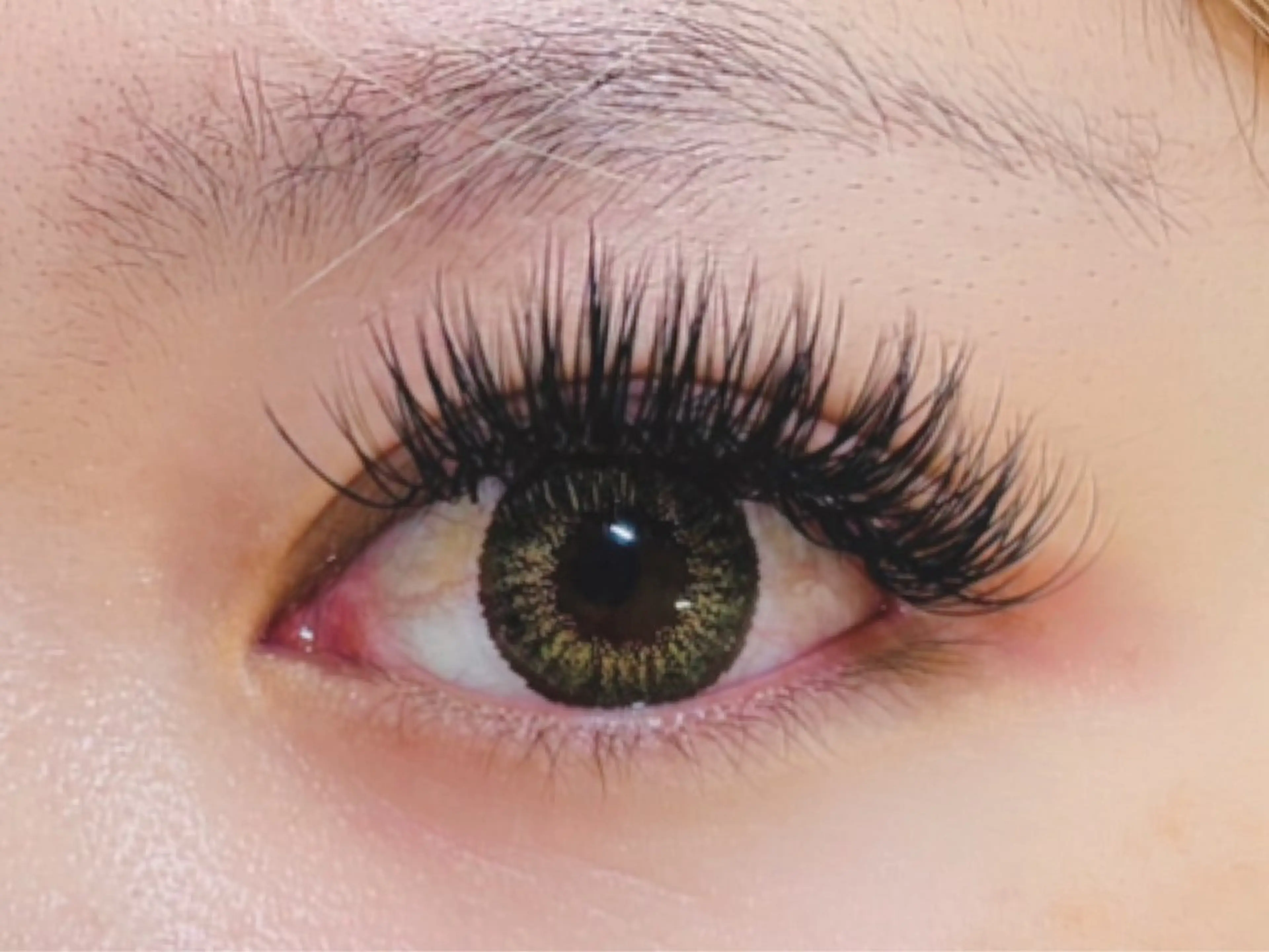 マツエク・マツパ 付け放題 バインドロック 束感まつ毛 フラットラッシュ パリジェンヌラッシュリフト マツエク オーロラ所属・AURORA RINAのマツエク・マツパデザイン