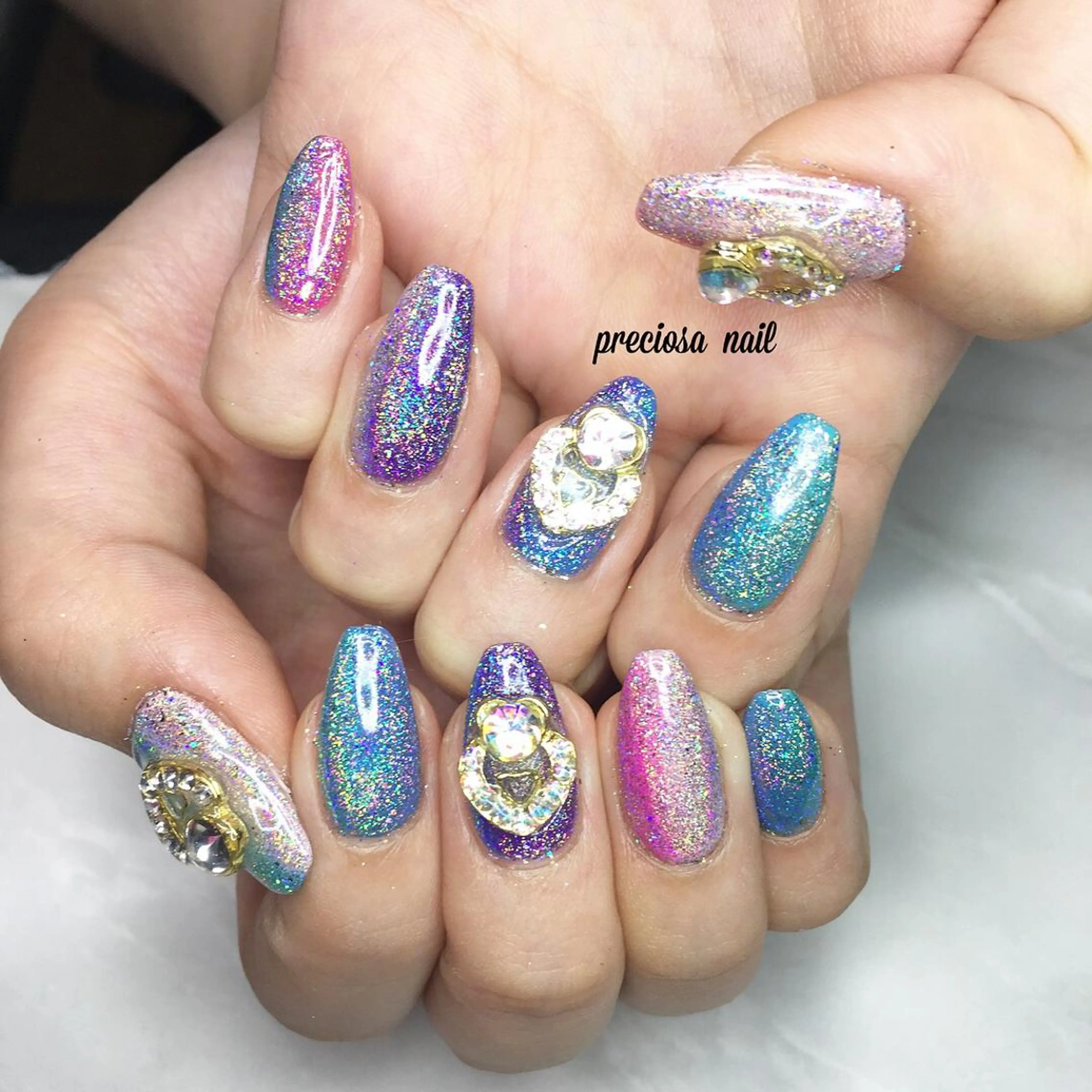ネイル preciosa.nail所属・久場 晴美のネイルデザイン