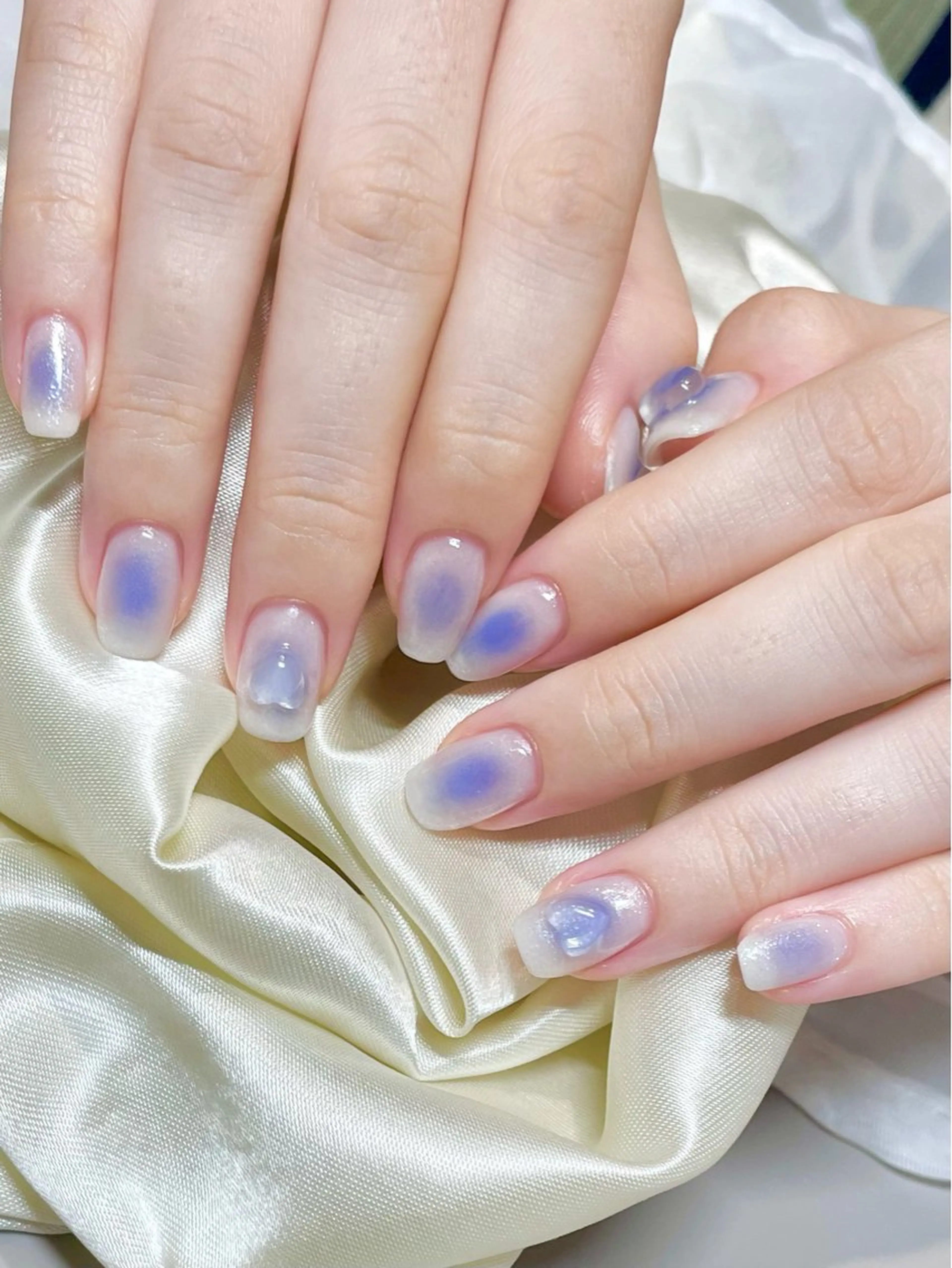 ネイル ブルー チークネイル Nail Salon Y.のネイルデザイン