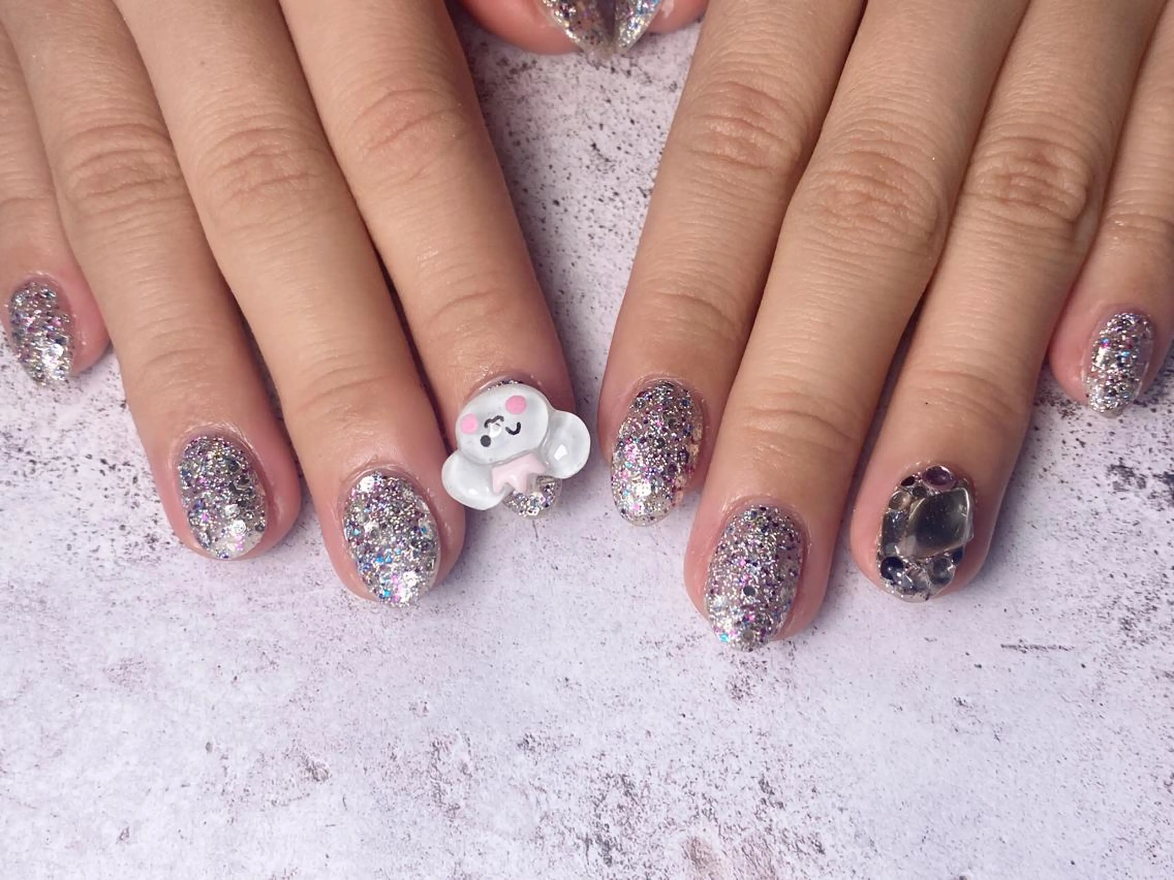 ネイル MOMO nailのネイルデザイン