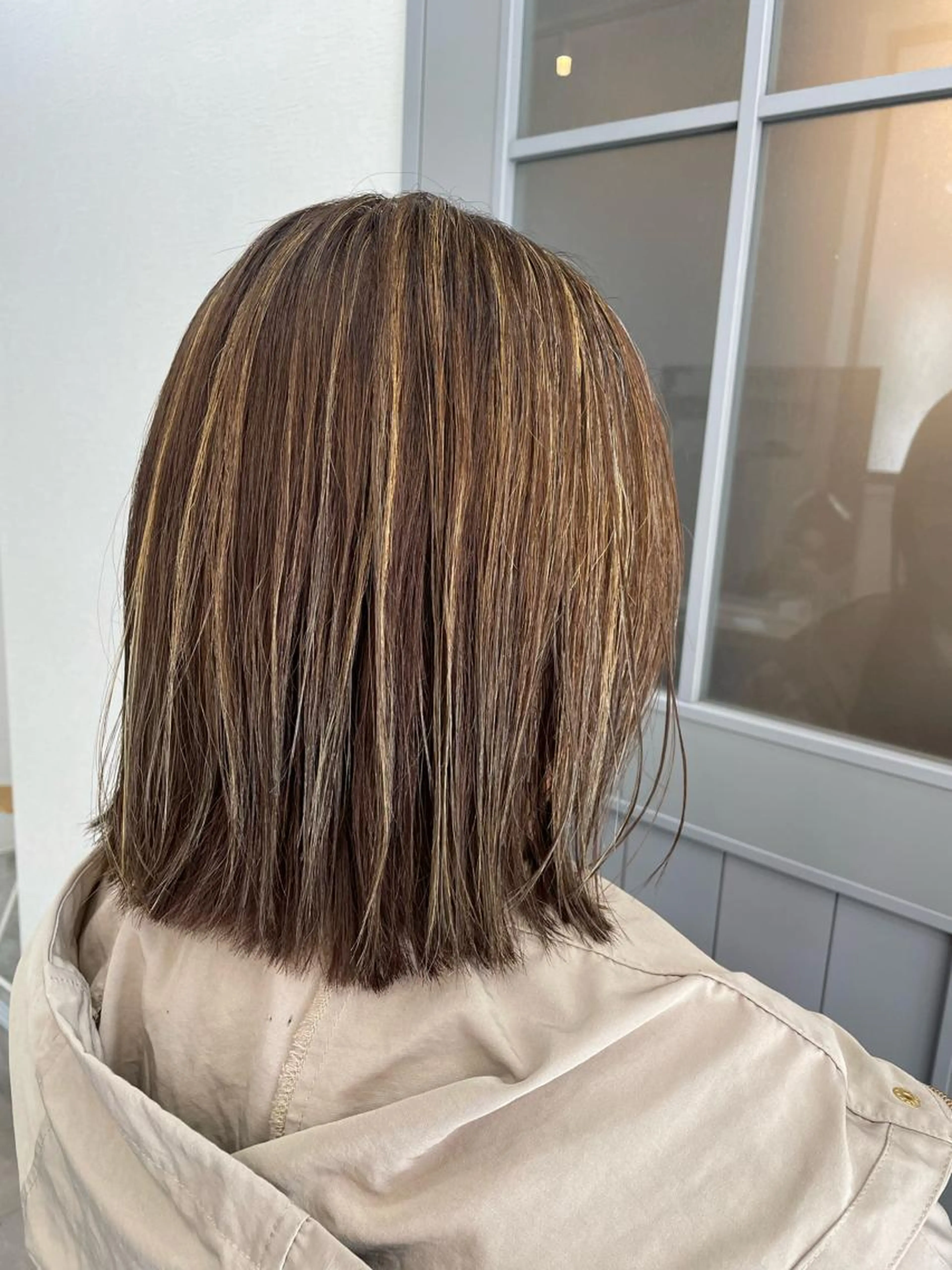 カット+ハイライト(ローライト、両方も可)+トリートメントの写真