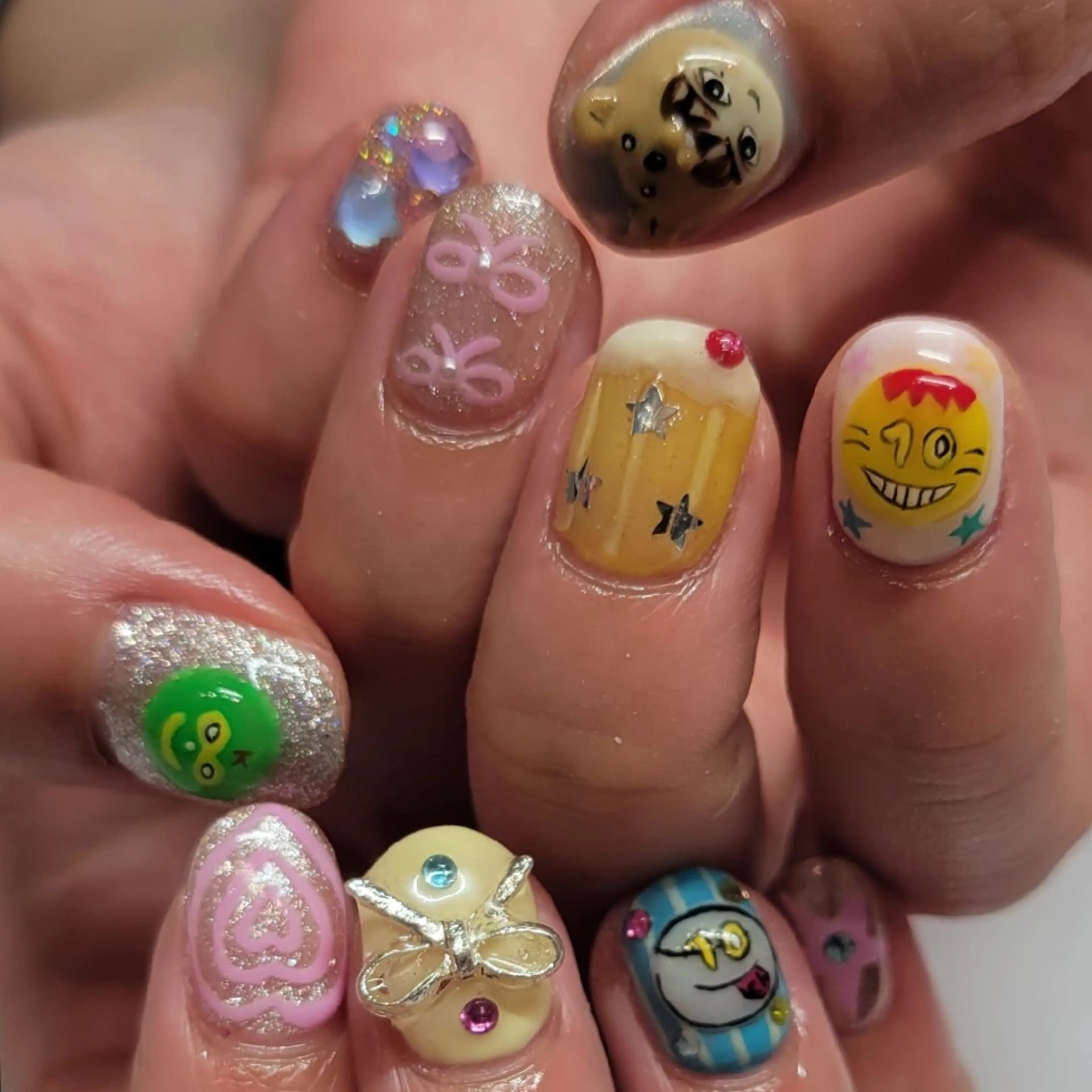 ネイル gotoday新宿店所属・鈴木 ゆいのネイルデザイン