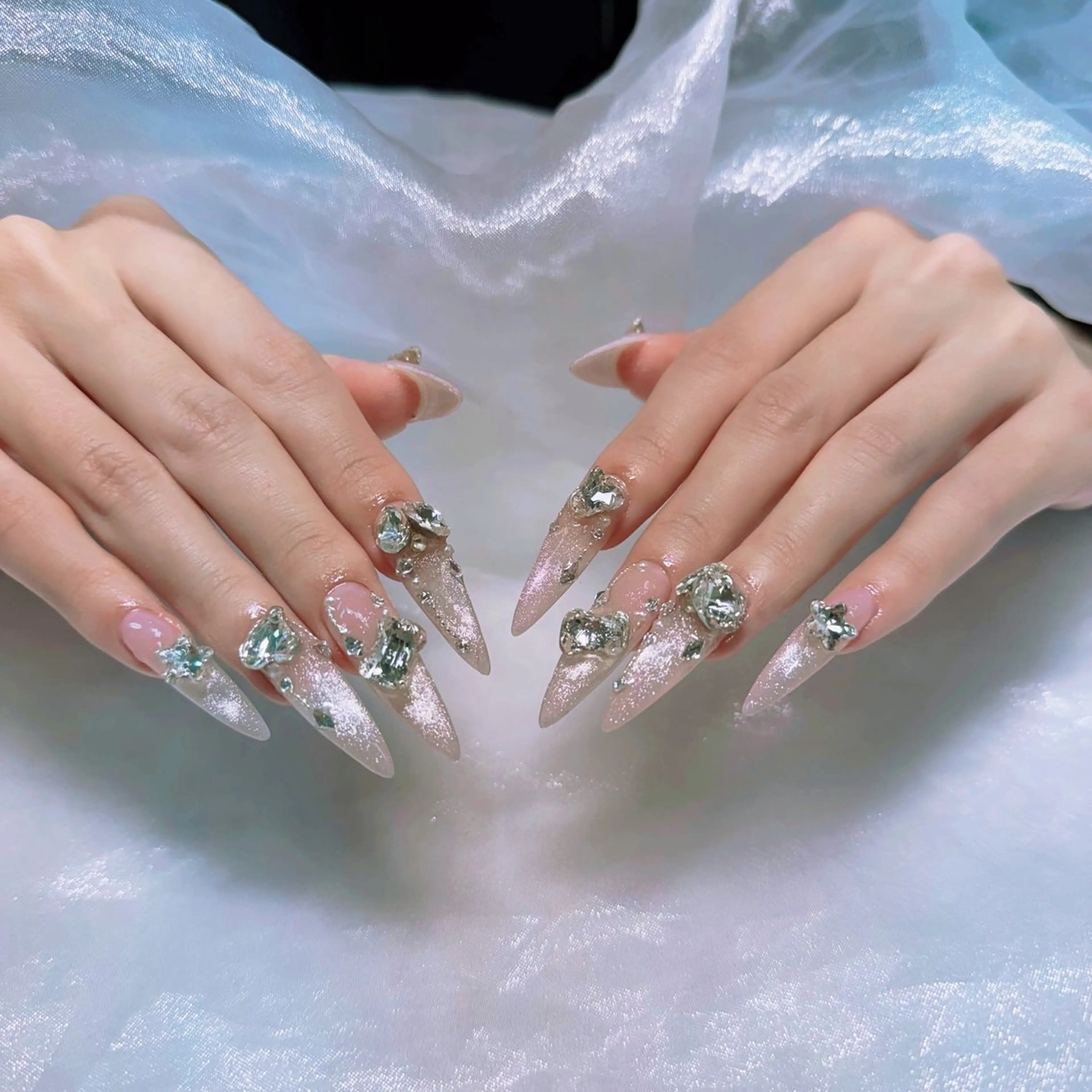 ネイル RiNo Nail Salon所属・RinO Nail 大阪のネイルデザイン