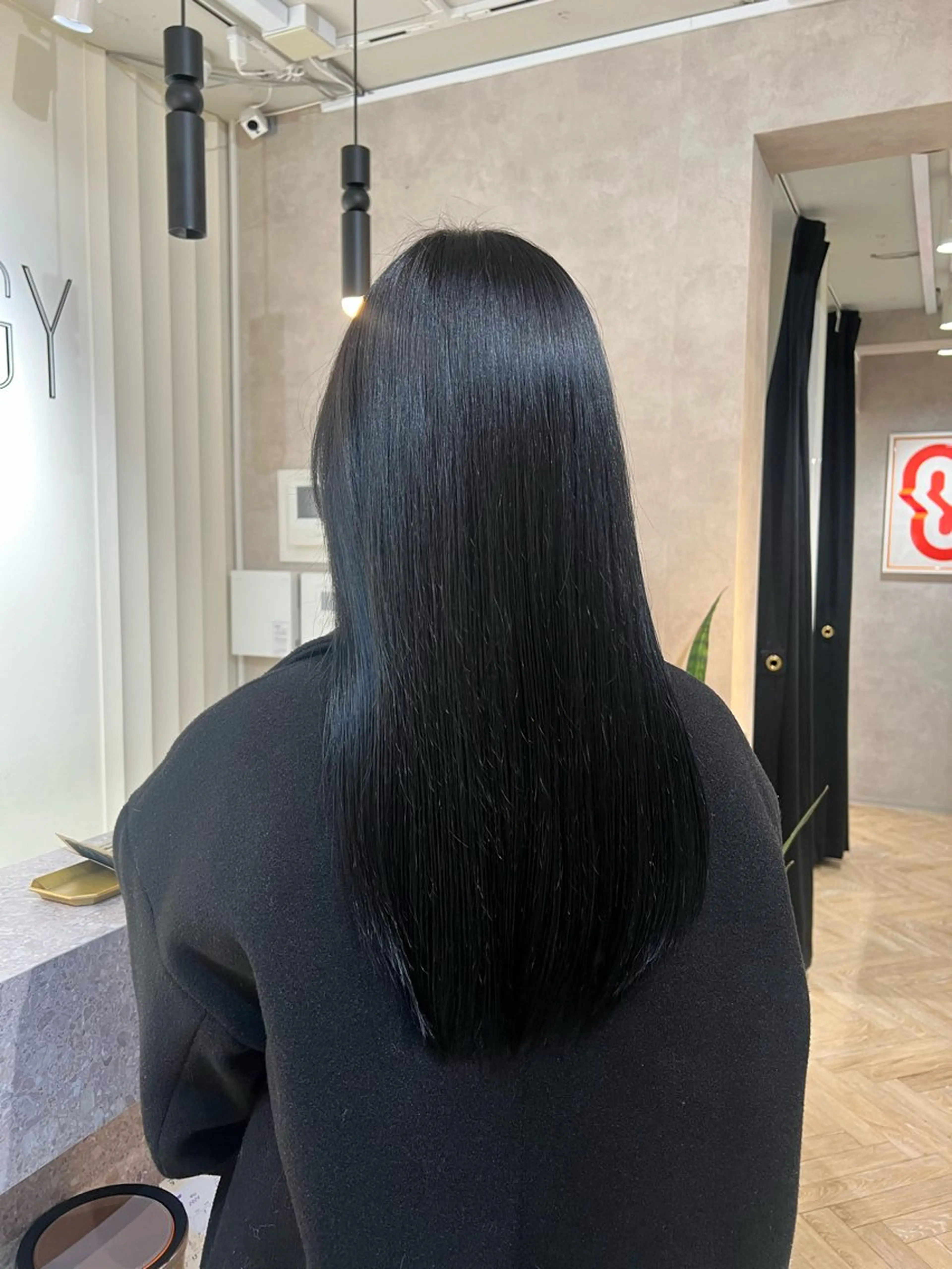 ミディアム カラー Nu:v所属・moe/ 透明感カラー/恵比寿のヘアスタイル