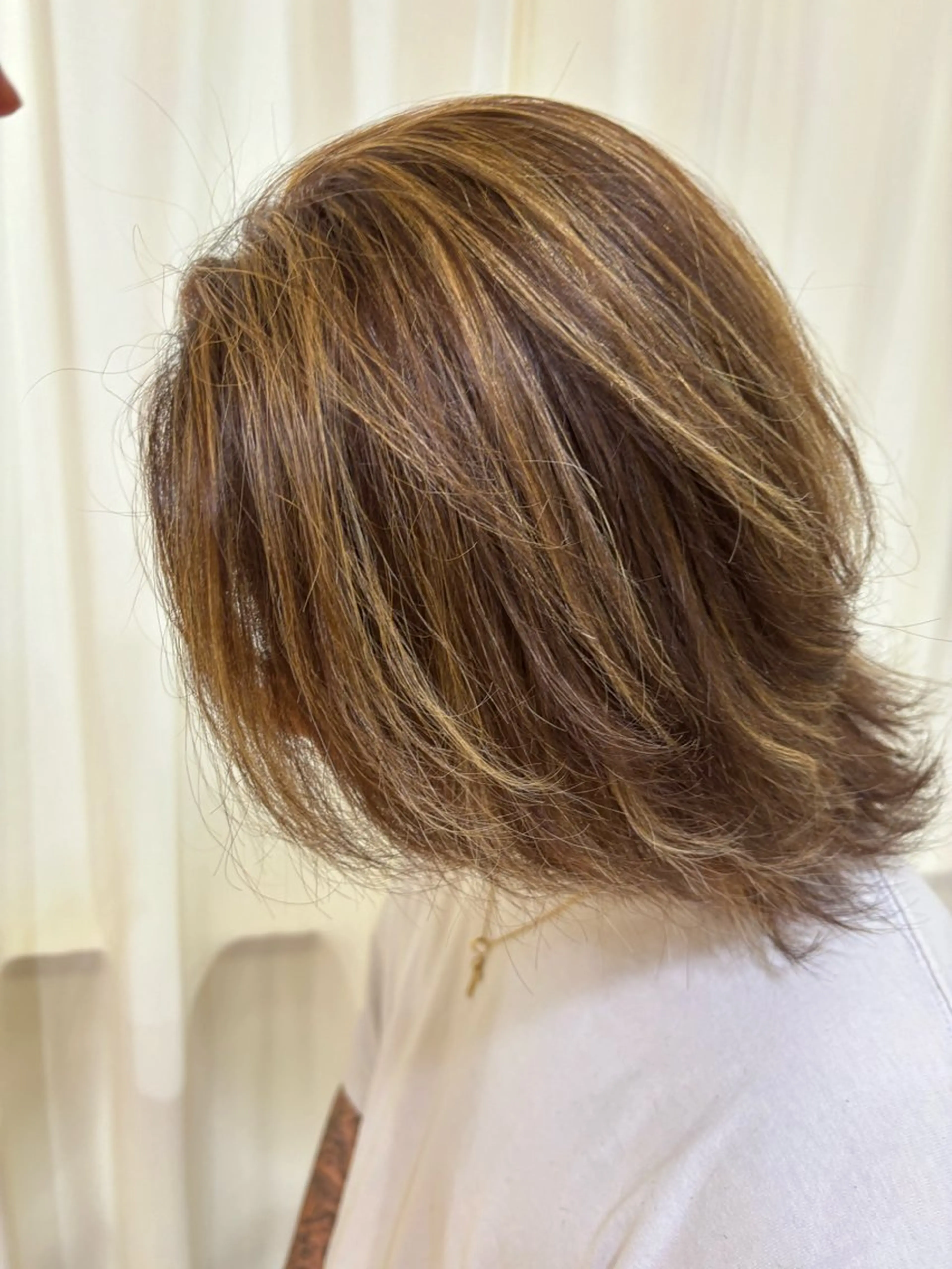 カラー ハイライトカラー ai koのヘアスタイル