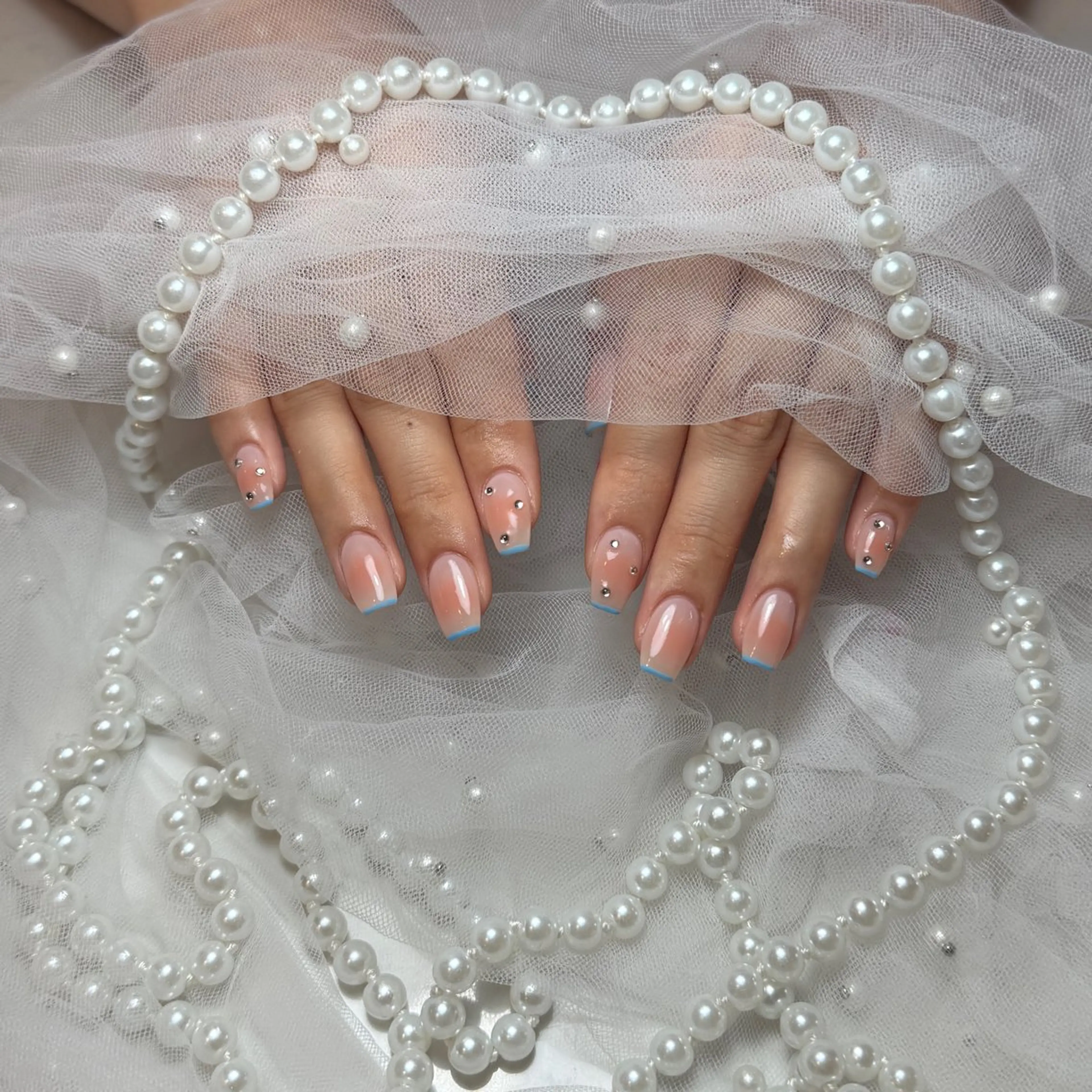 ネイル ブルー チークネイル ハンドネイル D.d ririaのネイルデザイン