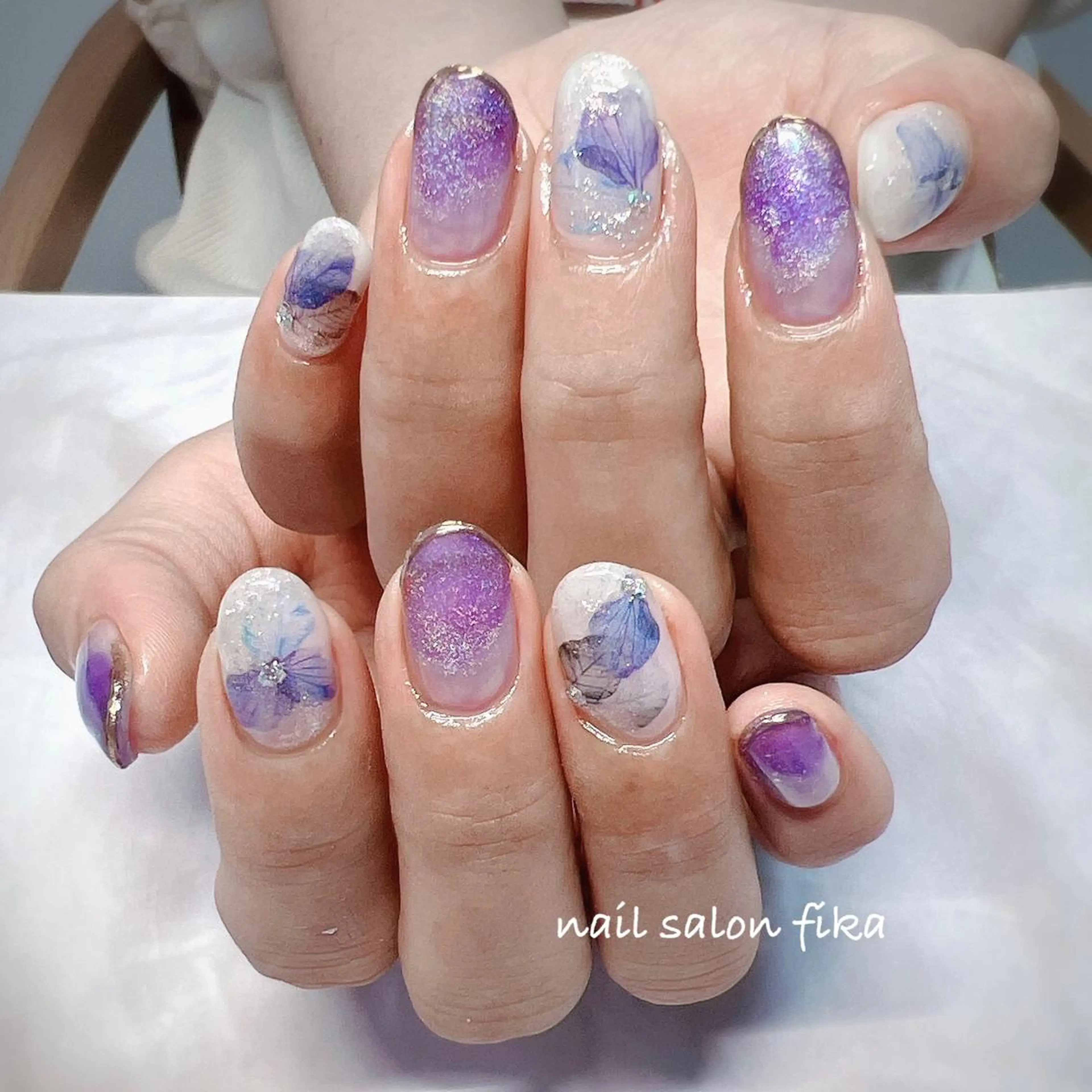 ネイル キラキラネイル マグネットネイル nail salon fikaのネイルデザイン