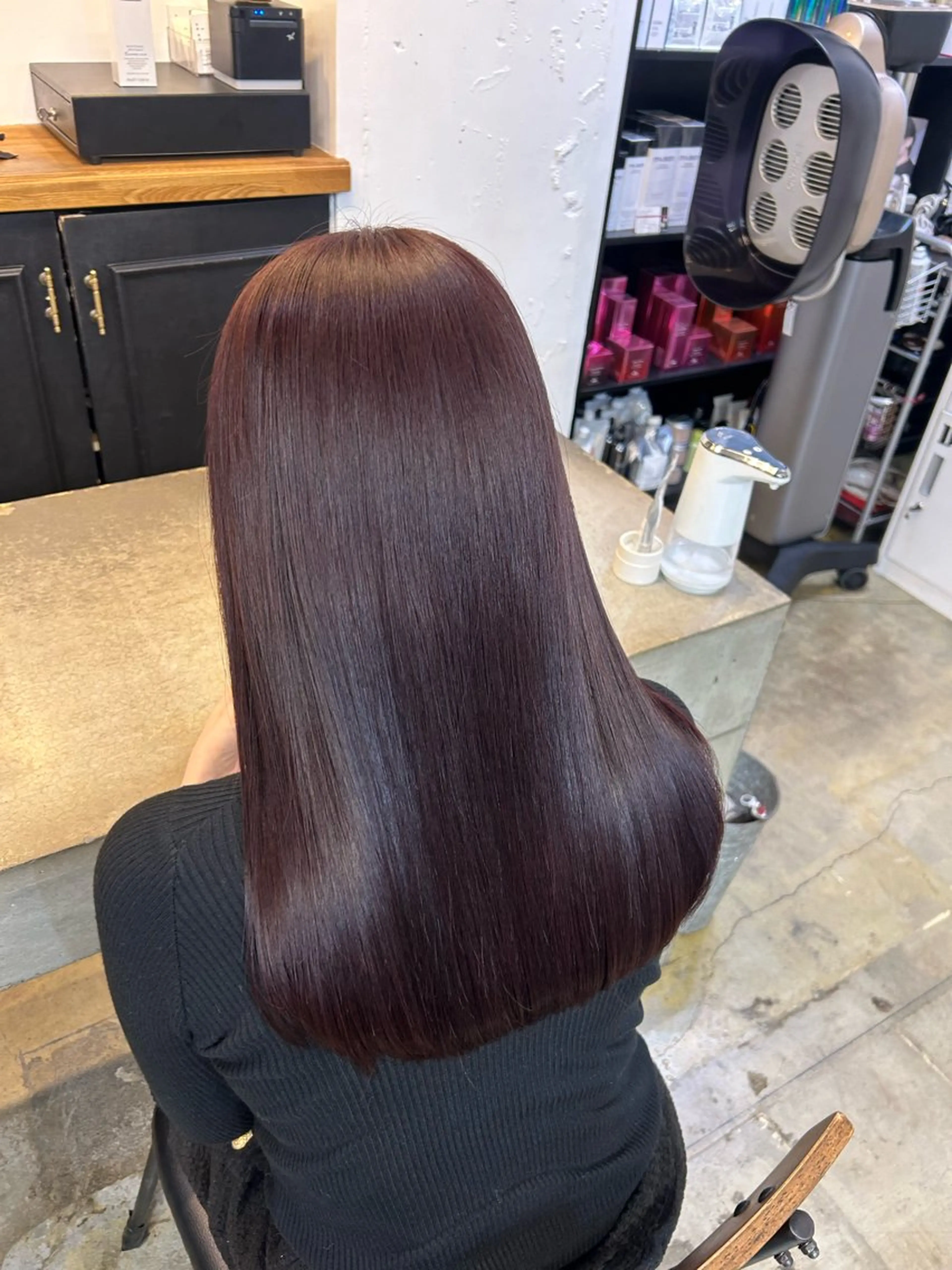 ロング カラー ピンクカラー レッドカラー ハイトーン sala 透明感🎀💭のヘアスタイル