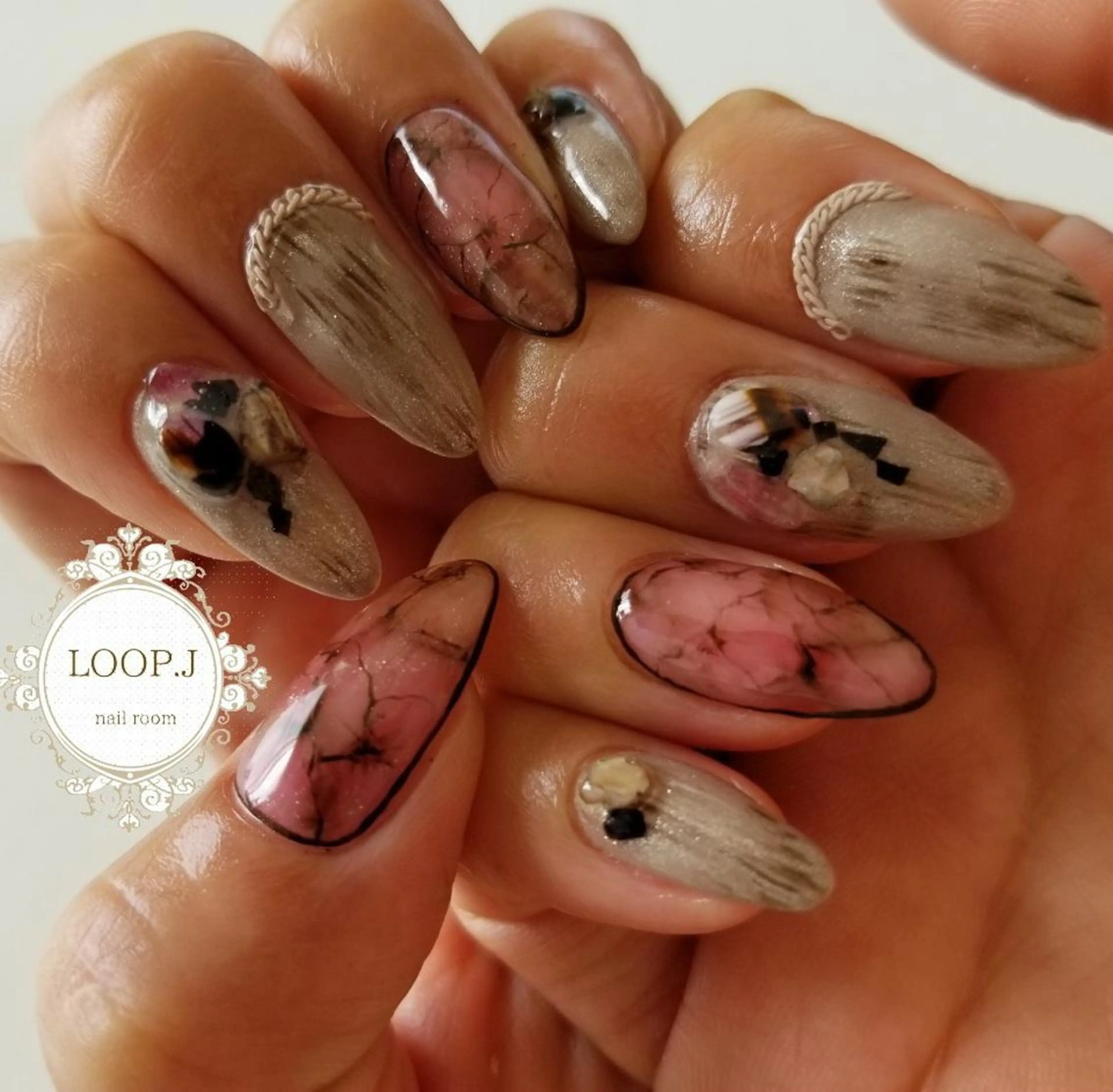 ネイル おおくぼ めぐみのネイルデザイン