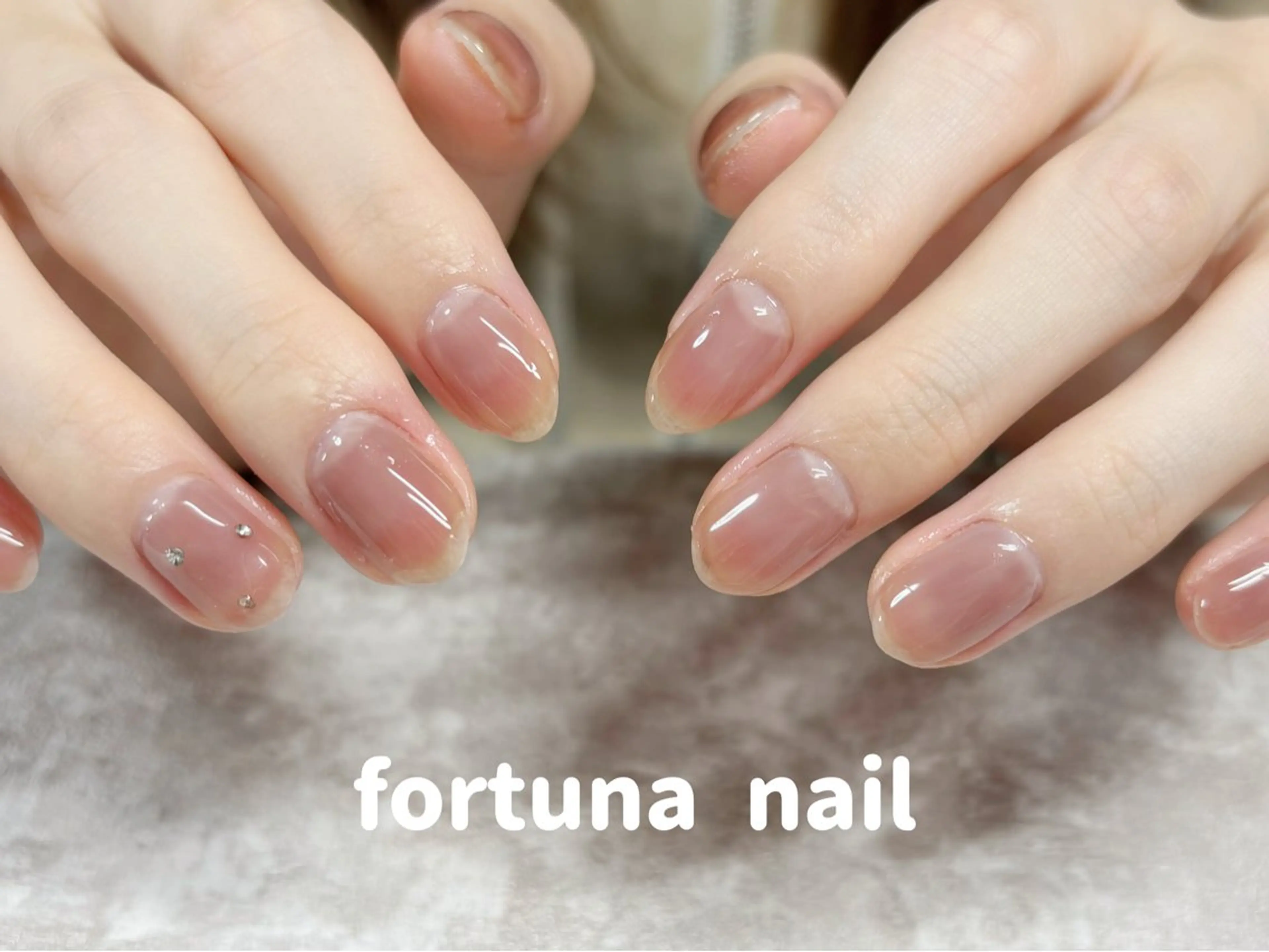 ネイル ハンドネイル Nail •Head スパFortunaのネイルデザイン