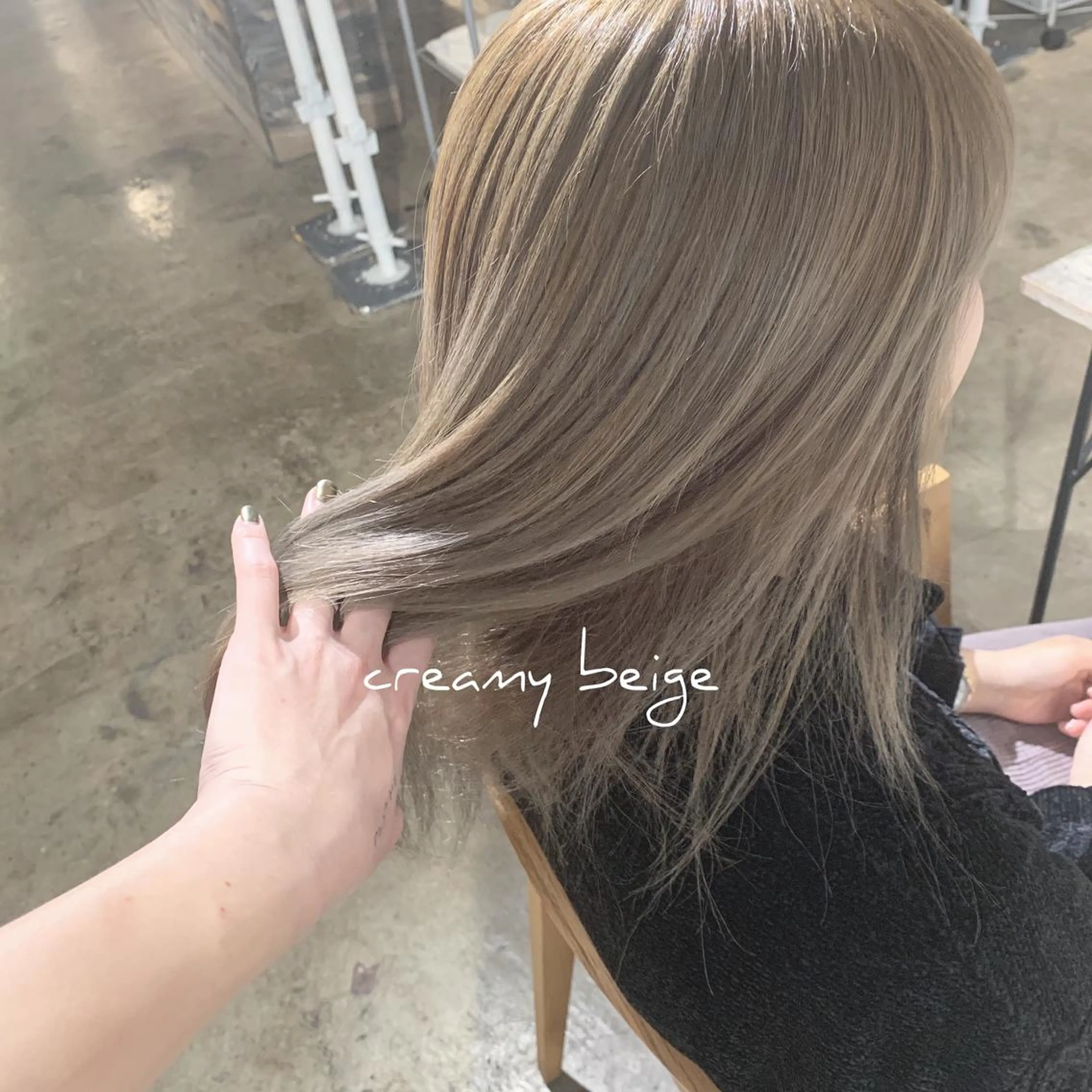 セミロング ヘアカラー トリートメント etore 矢場町 南沙希のヘアスタイル