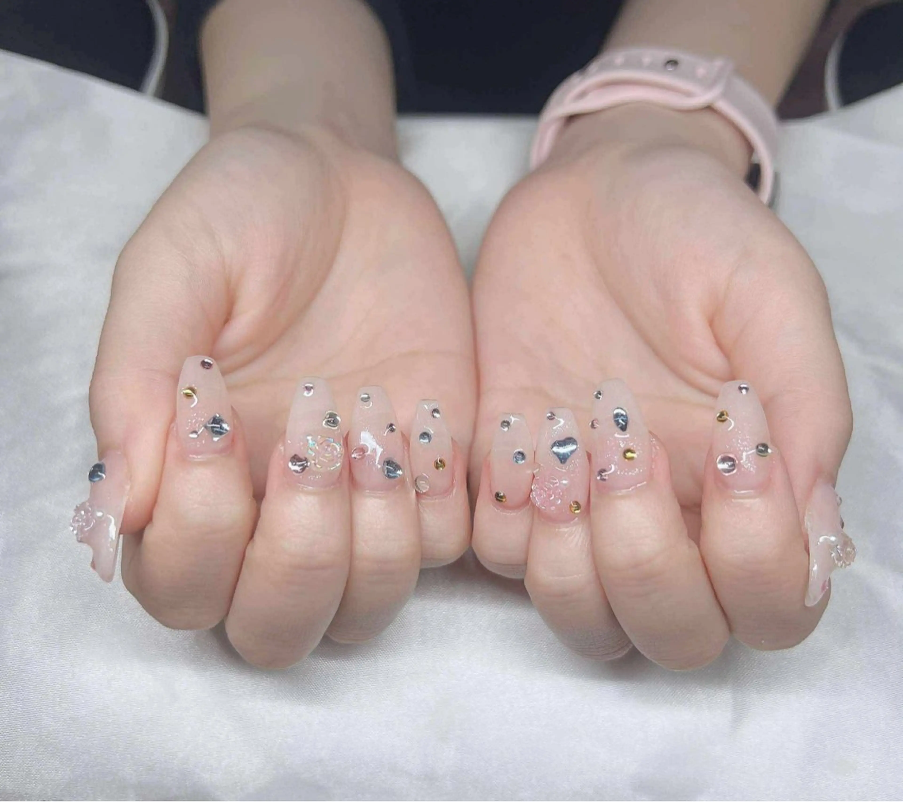 ネイル 長さ出し グラデーション 卒業式 キラキラネイル マグネットネイル ハンドネイル Lee Nailsのネイルデザイン