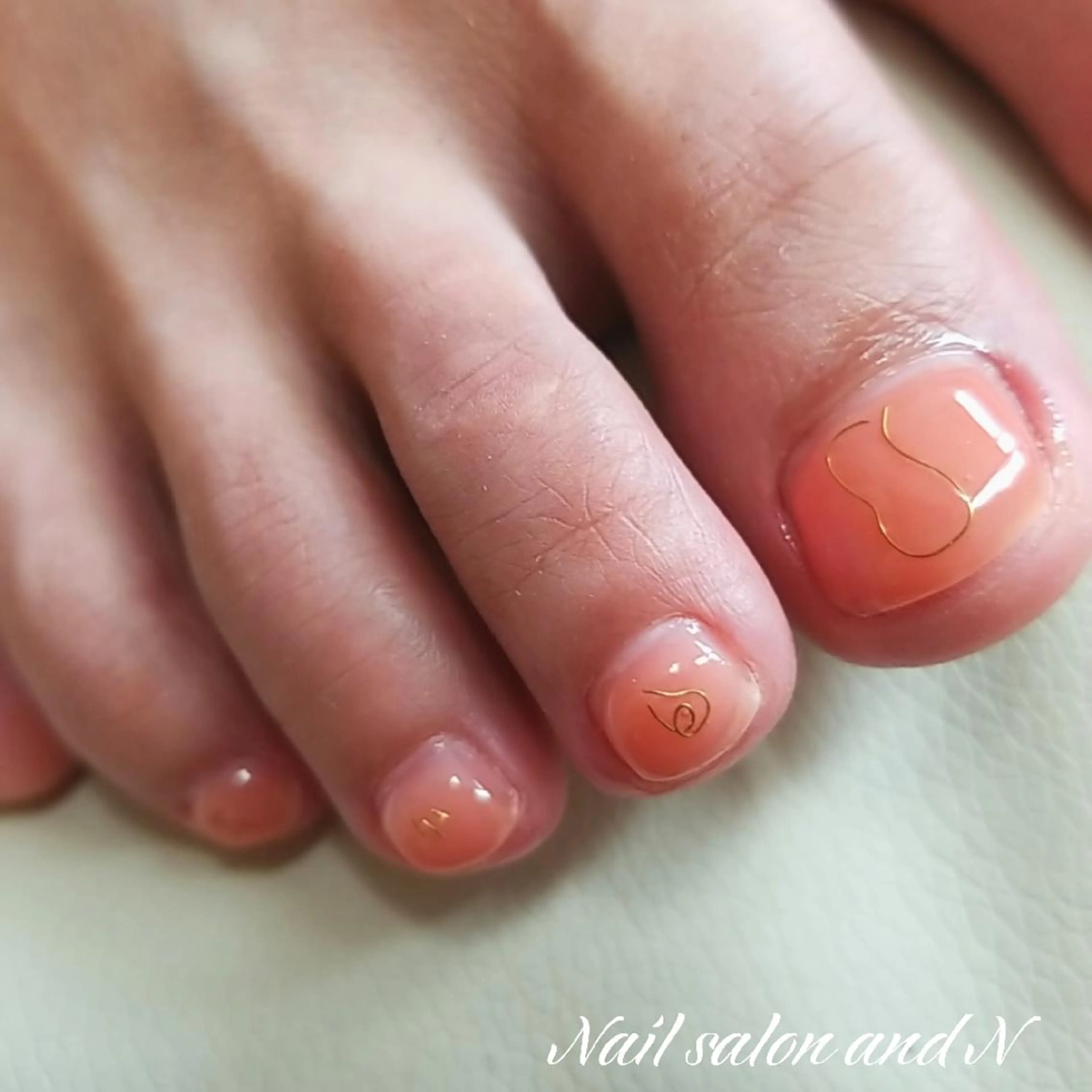 ネイル and Nのネイルデザイン