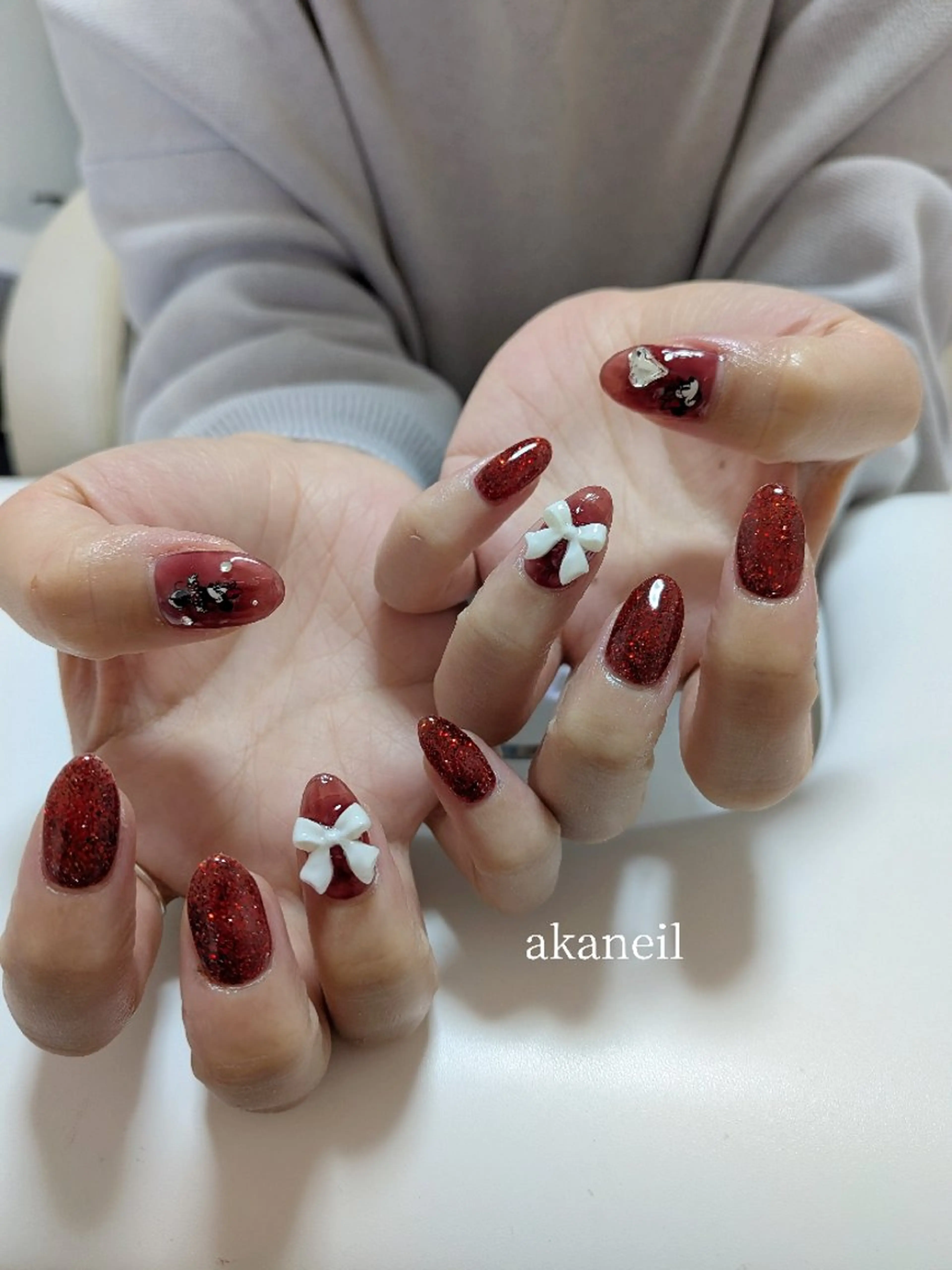 ネイル 持ち込み 赤色 リボン ハンドネイル 【akaneils】 アカネのネイルデザイン