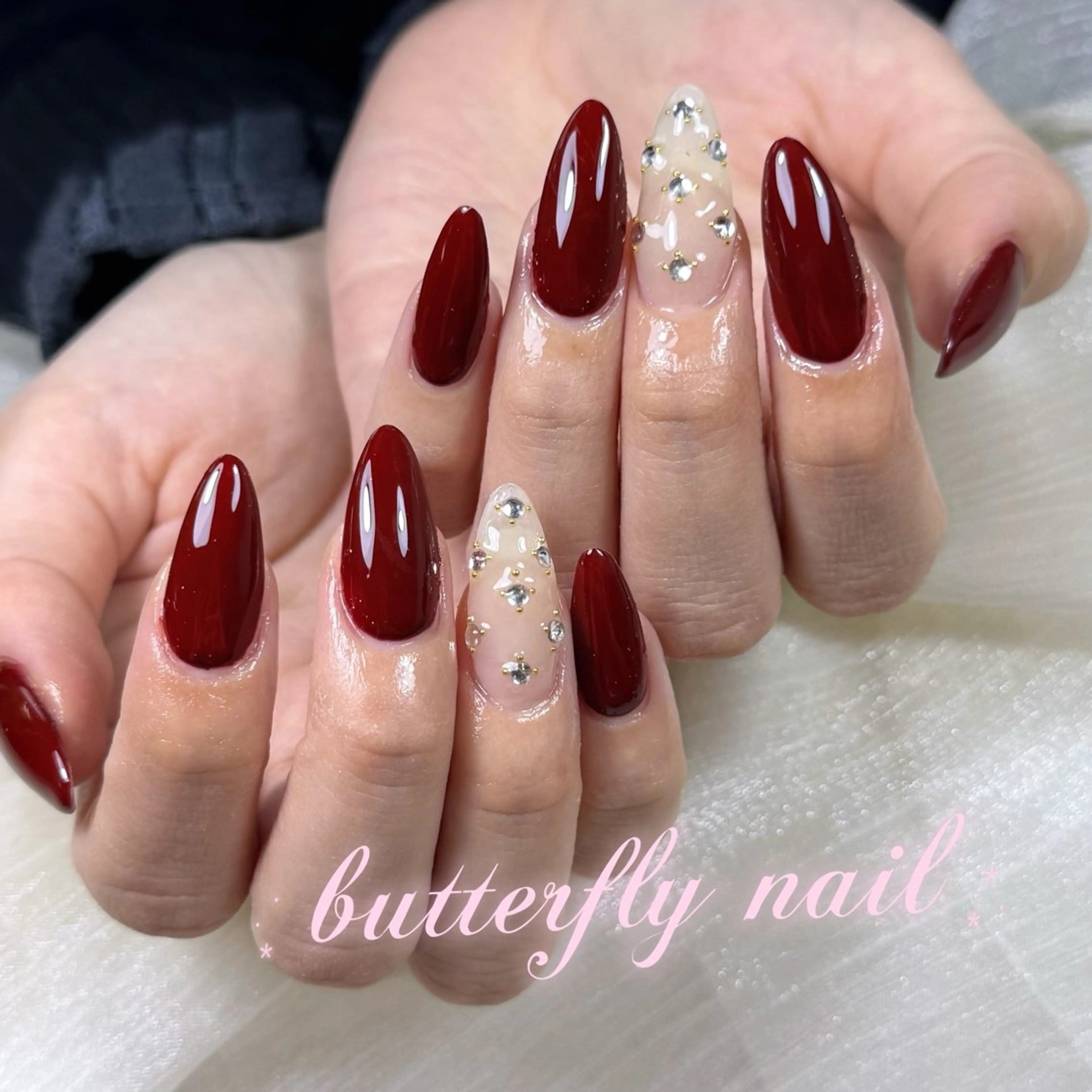 ネイル 蝶々ネイル サロンのネイルデザイン