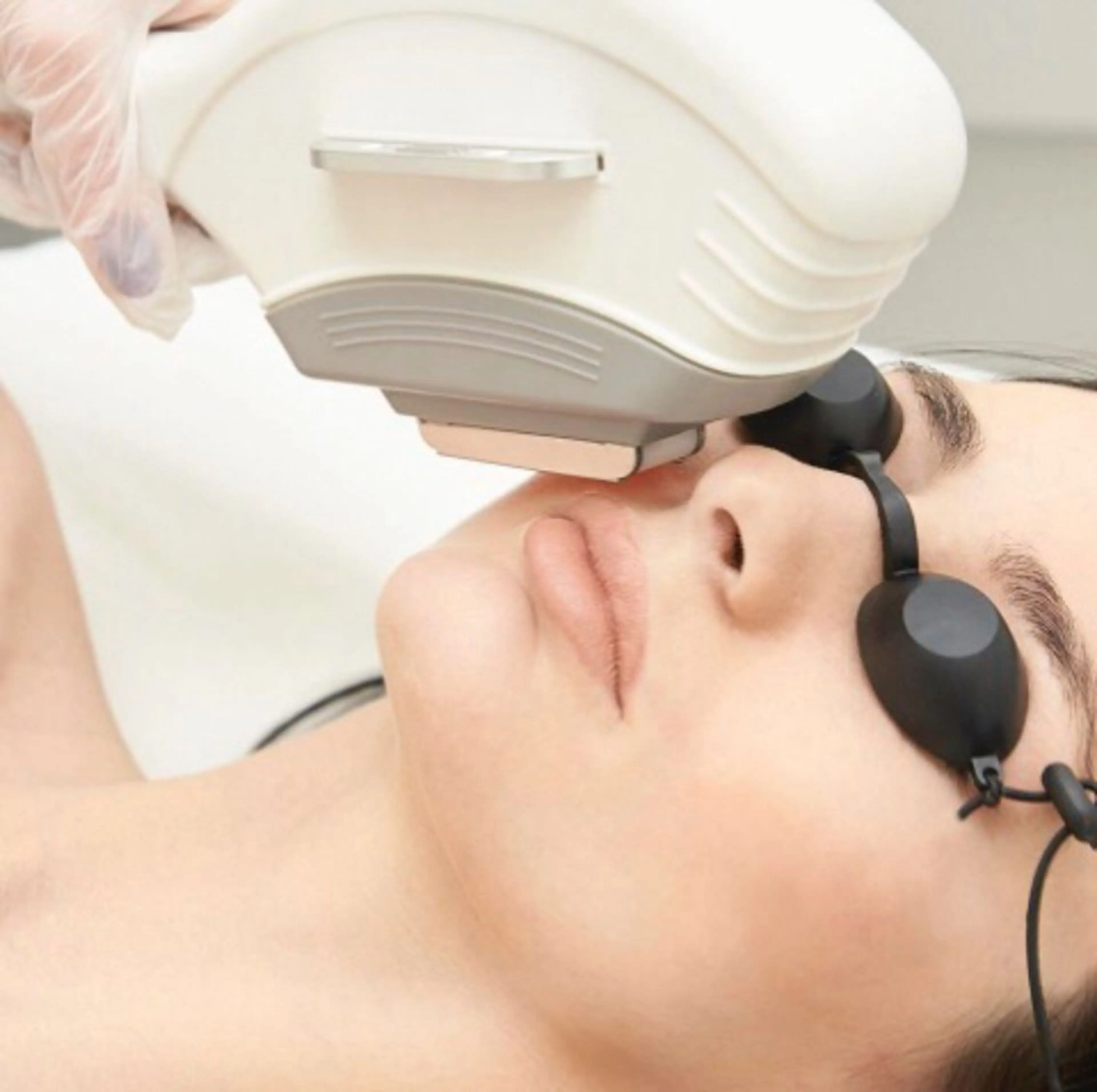 エステの後のような仕上がり❤️【お顔の脱毛】　１回　UV美容液仕上げ付🌞の写真