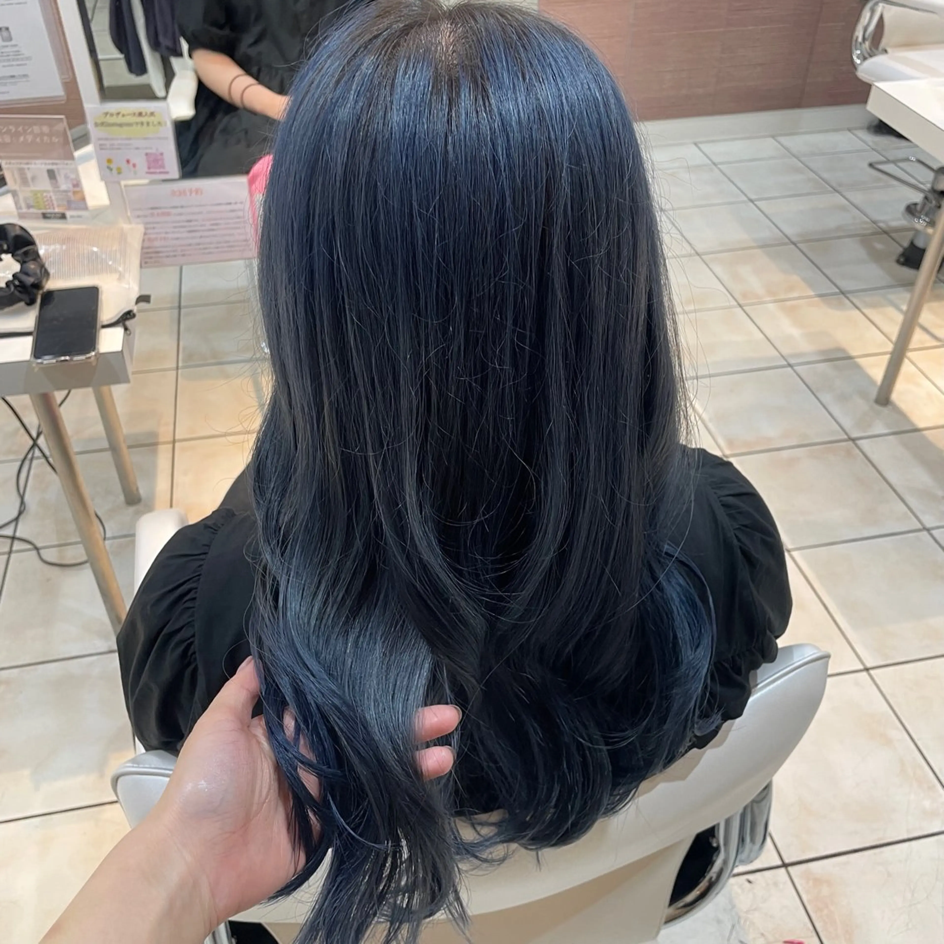 ロング カラー ヘアカラー ブリーチ/ヘアセット 【𝙍𝙞𝙣𝙤】のヘアスタイル