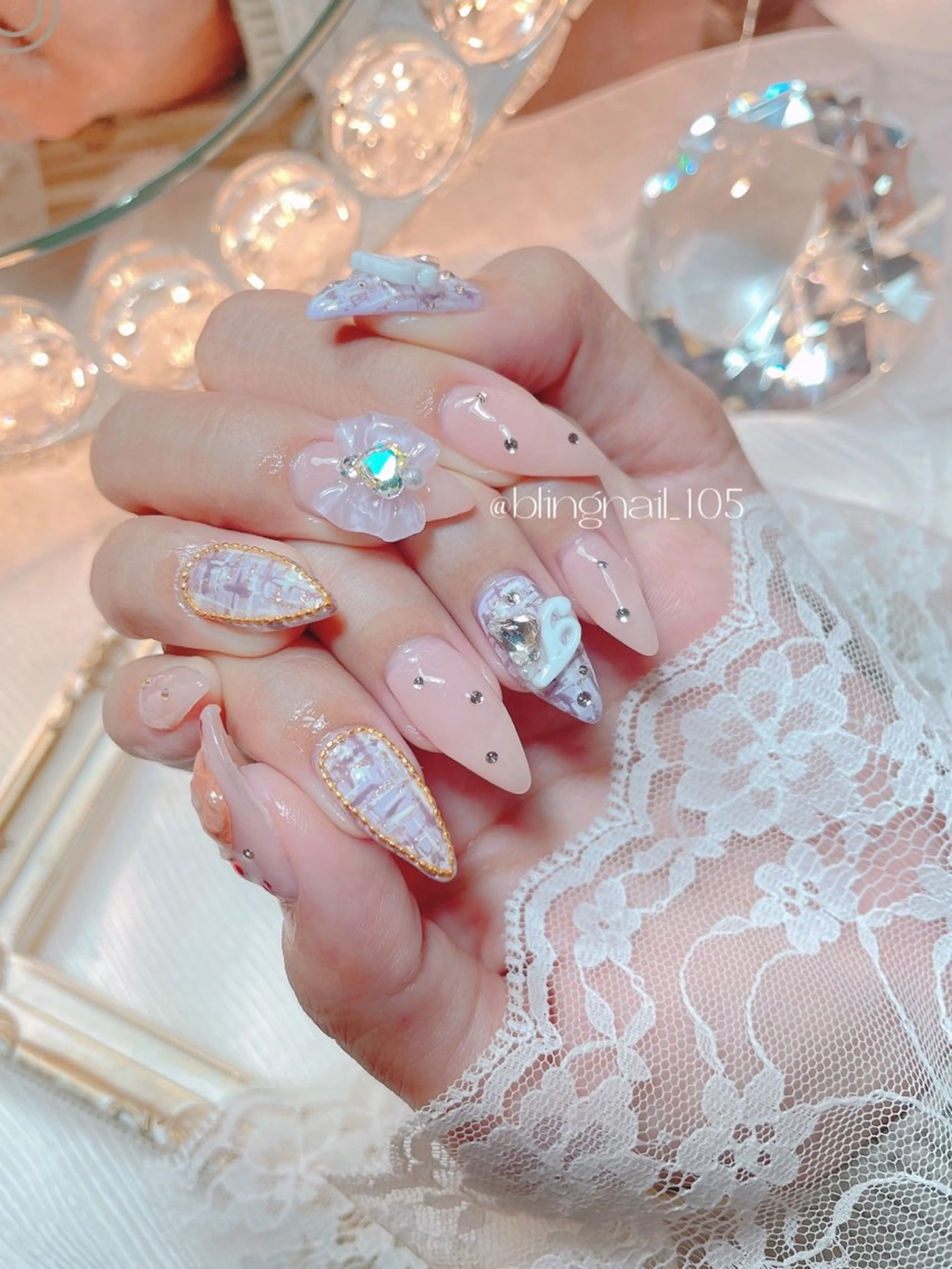 ネイル 23時まで❤︎韓国、 ワンホンネイルのネイルデザイン