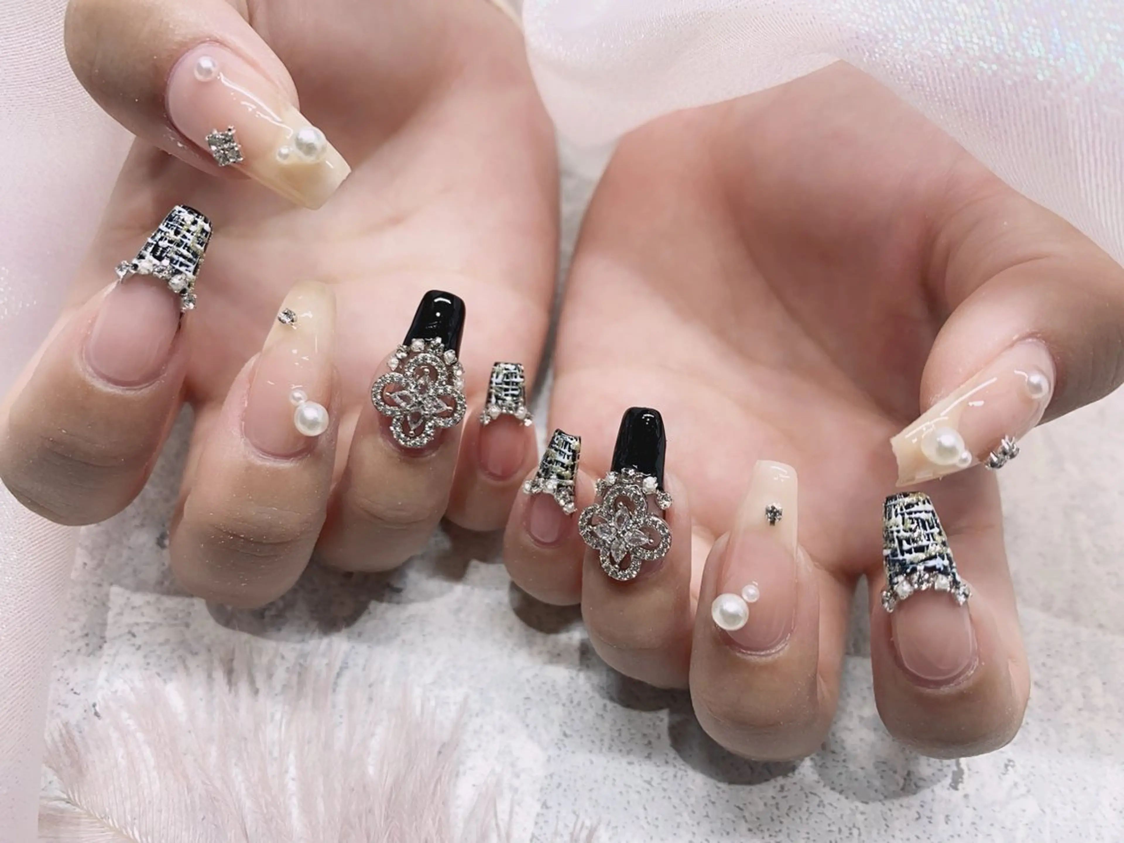 ネイル 長さ出し ジェルネイル キラキラネイル 大理石ネイル(マーブル) ニュアンスネイル Morpho nailのネイルデザイン